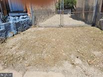 Come and see this flat plot ready for you to develop a new building. New homes on the street have sold for over 400k. This build able lot is waiting for you, come join all the developers who have found great deals on this street.
