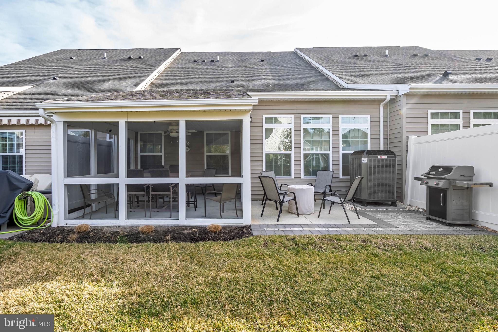 SHOREVIEW WOODS - Residential