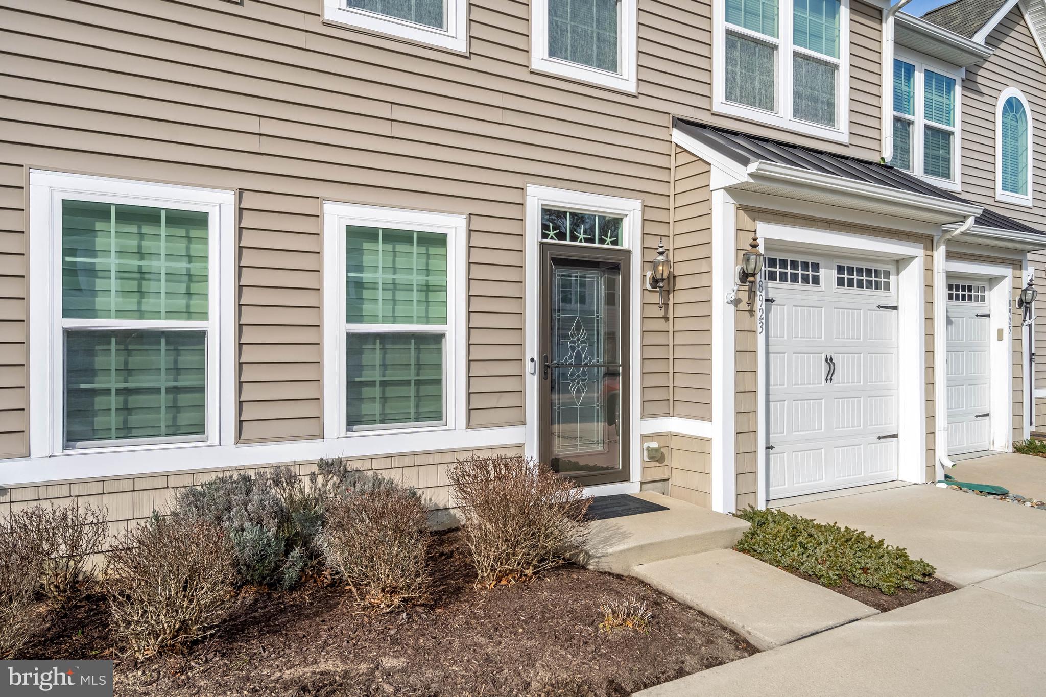 SHOREVIEW WOODS - Residential