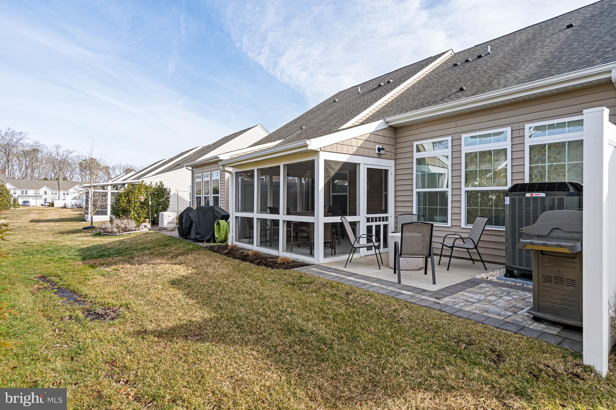 SHOREVIEW WOODS - Residential