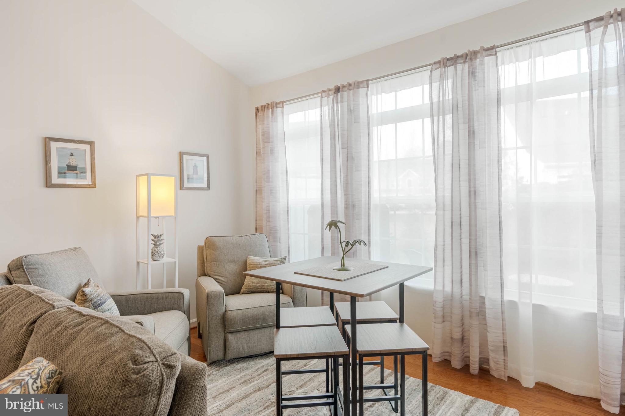 SHOREVIEW WOODS - Residential