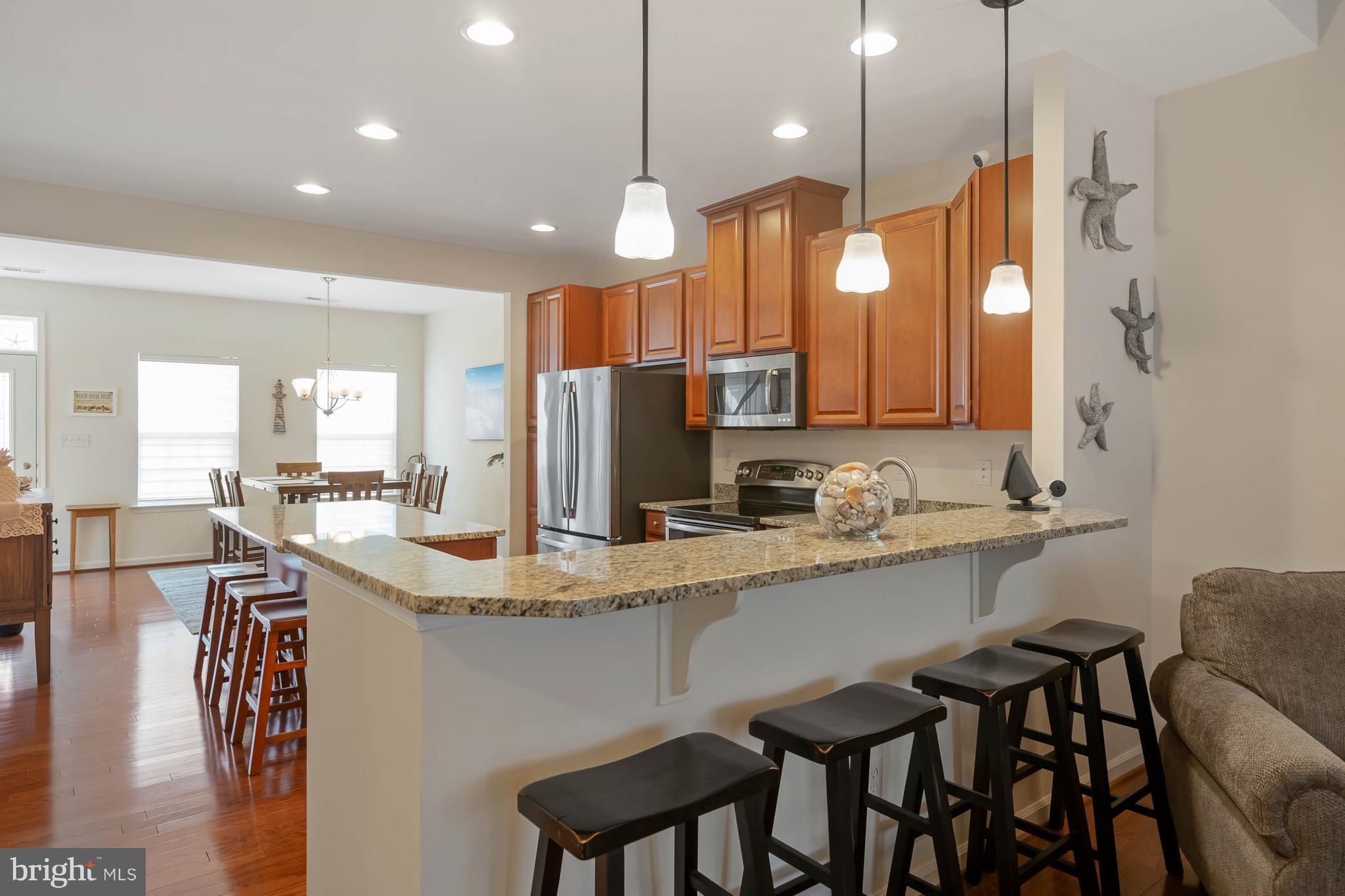 SHOREVIEW WOODS - Residential