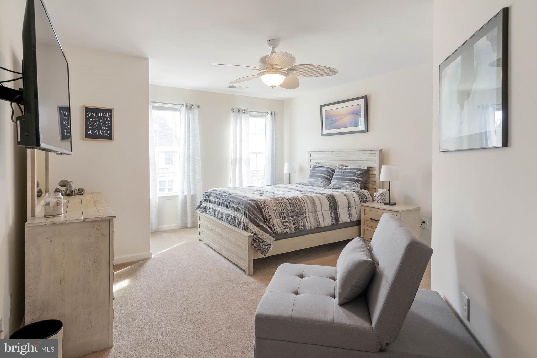 SHOREVIEW WOODS - Residential