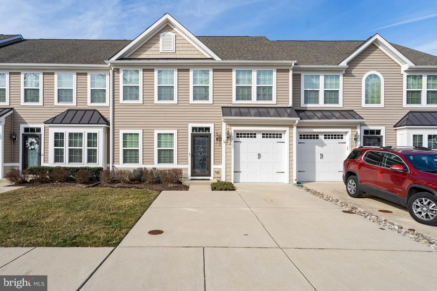 Looking for a model upgraded home at the Beach?  Well Bingo!!! 
Offering a 3 bedroom, 2.5 bath, 1 car garage in mint condition.  This home features beautiful hardwood floors, custom window treatments, stainless steel appliances and screened porch all with an open-concept floor plan - perfect for entertaining indoors or out. The kitchen offers granite tops, 42-inch cabinets, recess lighting, an abundant amount of counter space that flows to vaulted ceiling great room.  Relax or entertain and this is your home.  Owners' 1st floor suite with trey ceiling, tile shower, and walk in closet allows one to living solely on the first floor.  Rear screened porch and patio with pavers extends the living and allows you to enjoy the season. 
 
2nd floor offers two large bedrooms with another full bath, plus a spacious loft area that overlooks the great room - perfect for a sleeper sofa, extra living area or office. Shoreview Woods is a maintenance-free community with pool, tennis courts and community center, just minutes to all of the wonderful things that the beach community has to offer! Call to schedule your showing today!