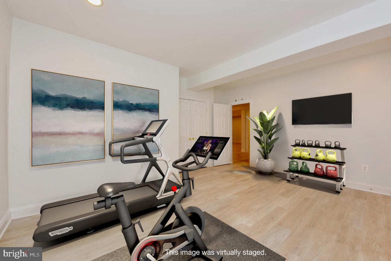 COLLEGE PARK - Residential