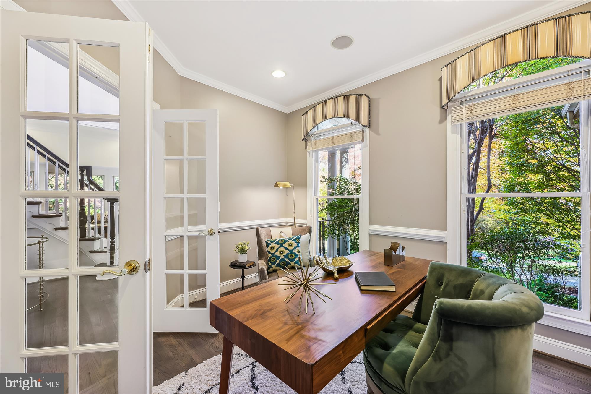 COLLEGE PARK - Residential