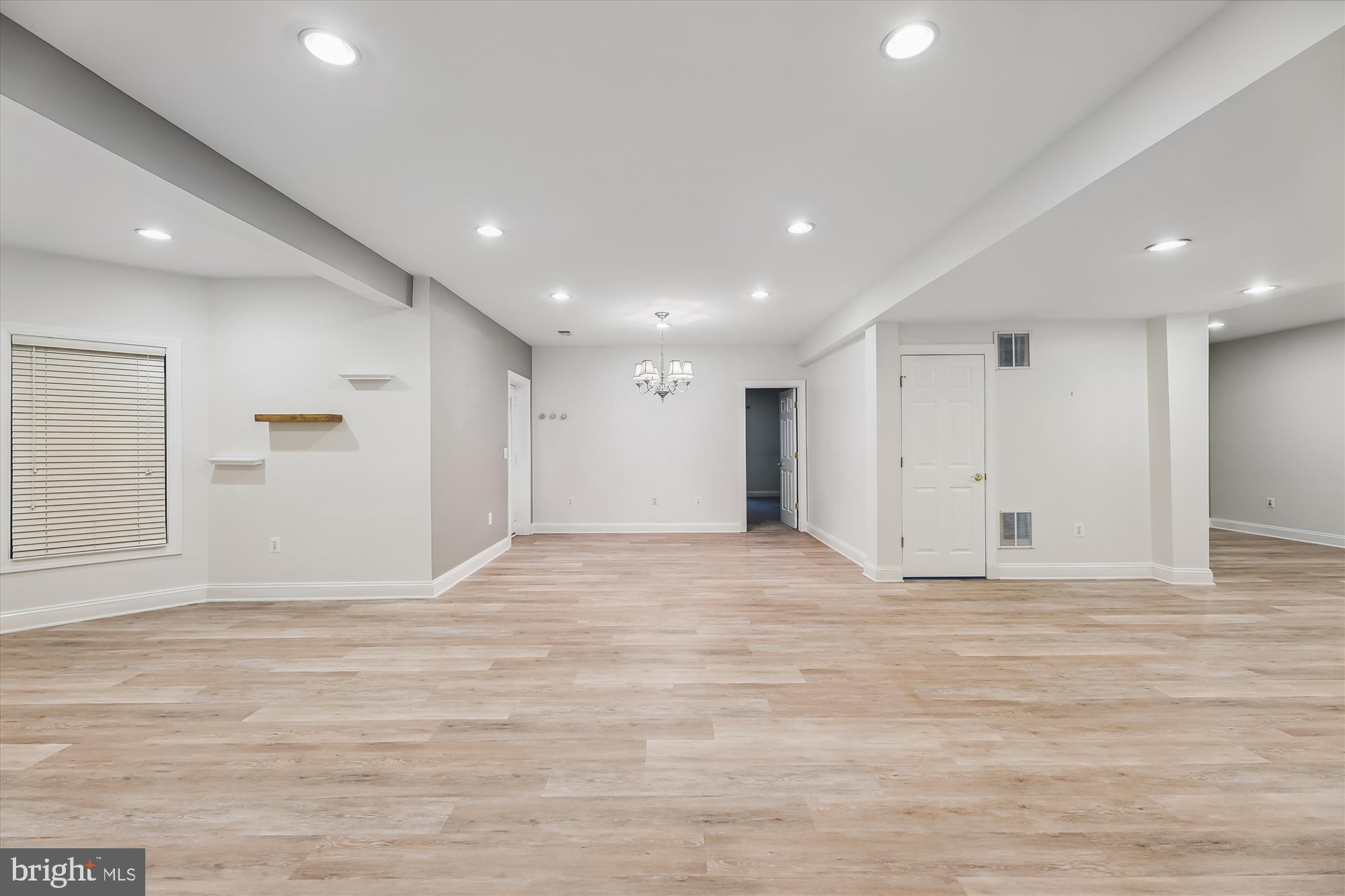 COLLEGE PARK - Residential