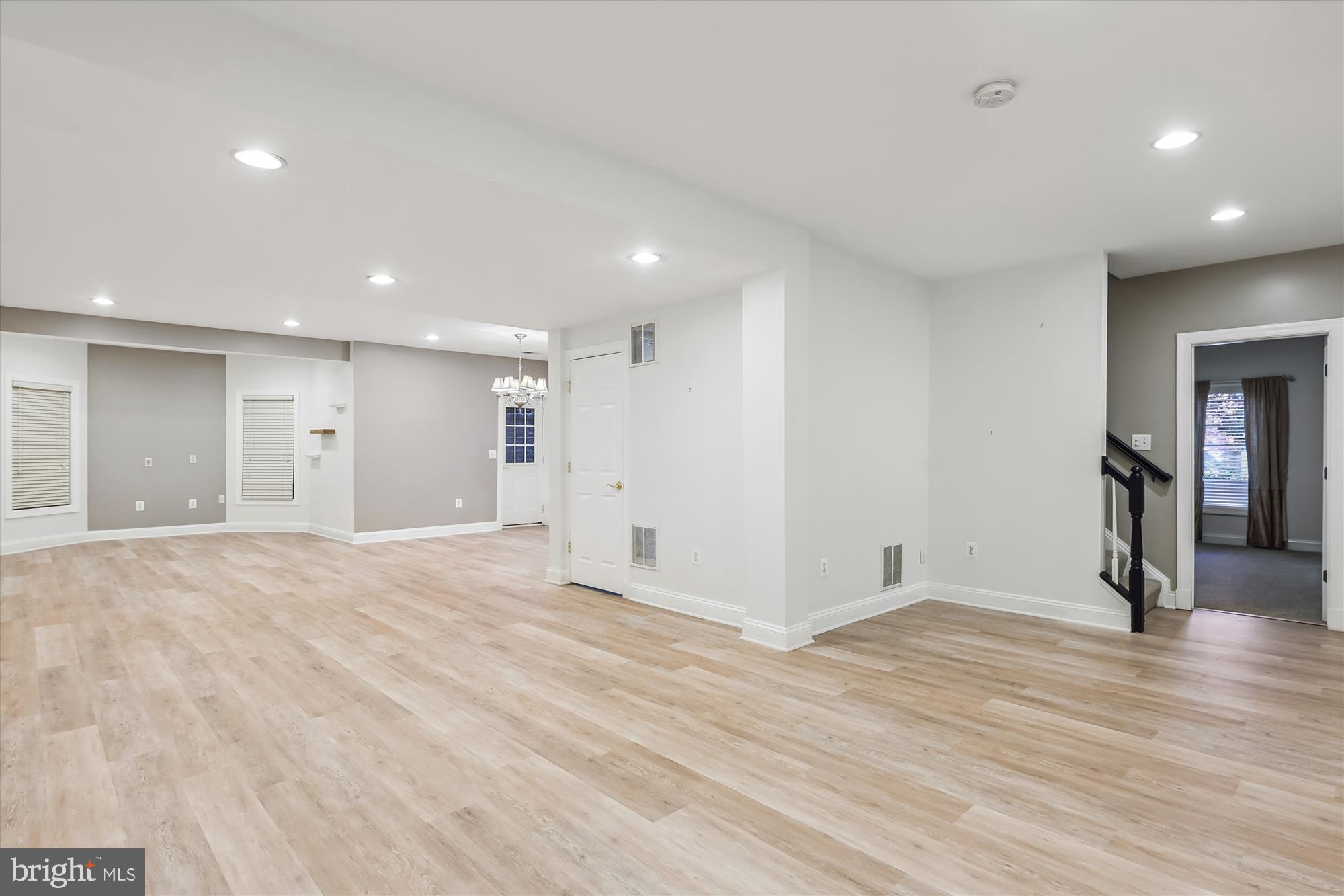 COLLEGE PARK - Residential