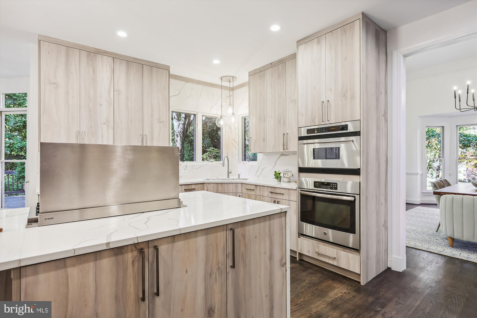 COLLEGE PARK - Residential