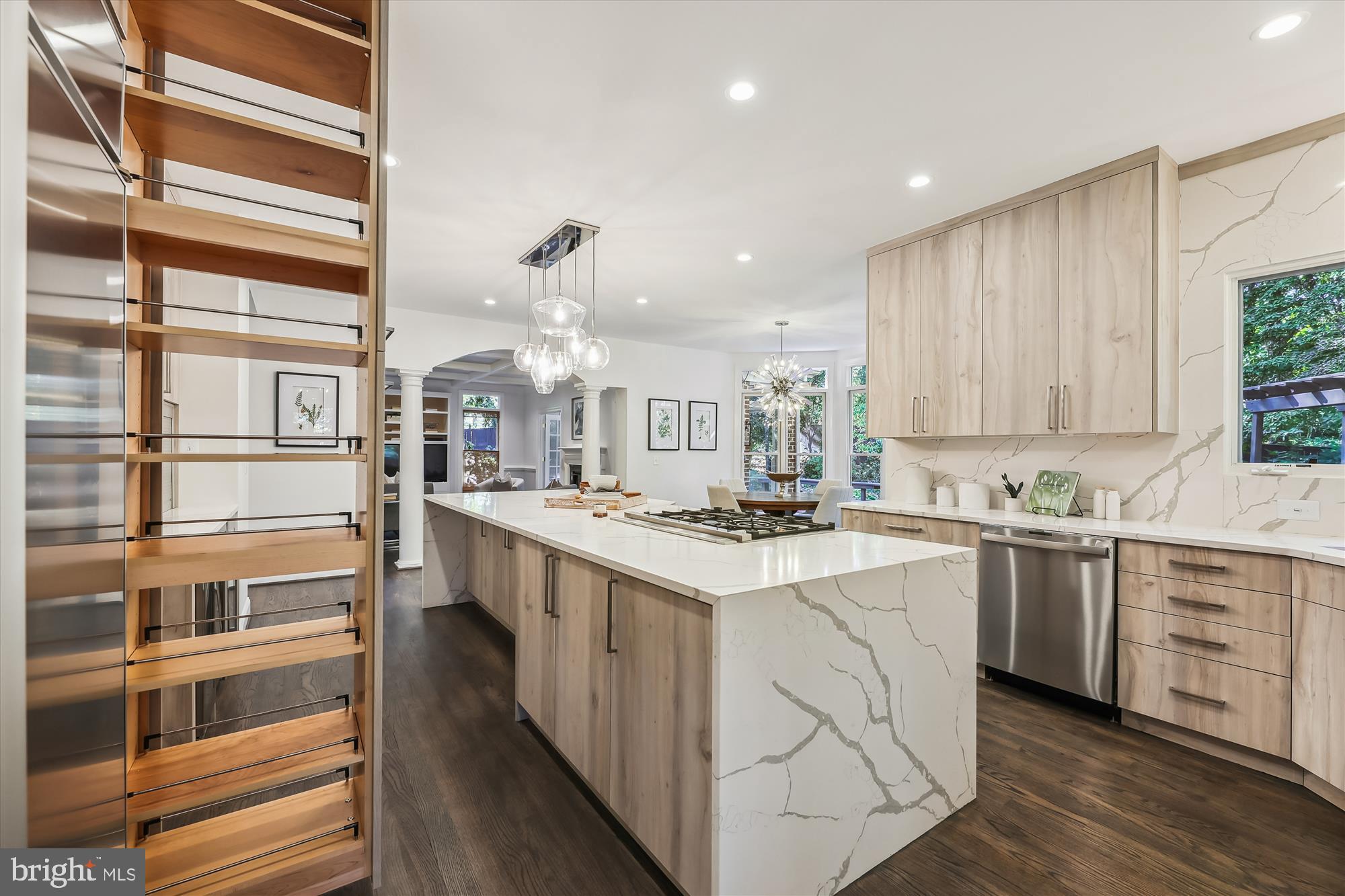 COLLEGE PARK - Residential