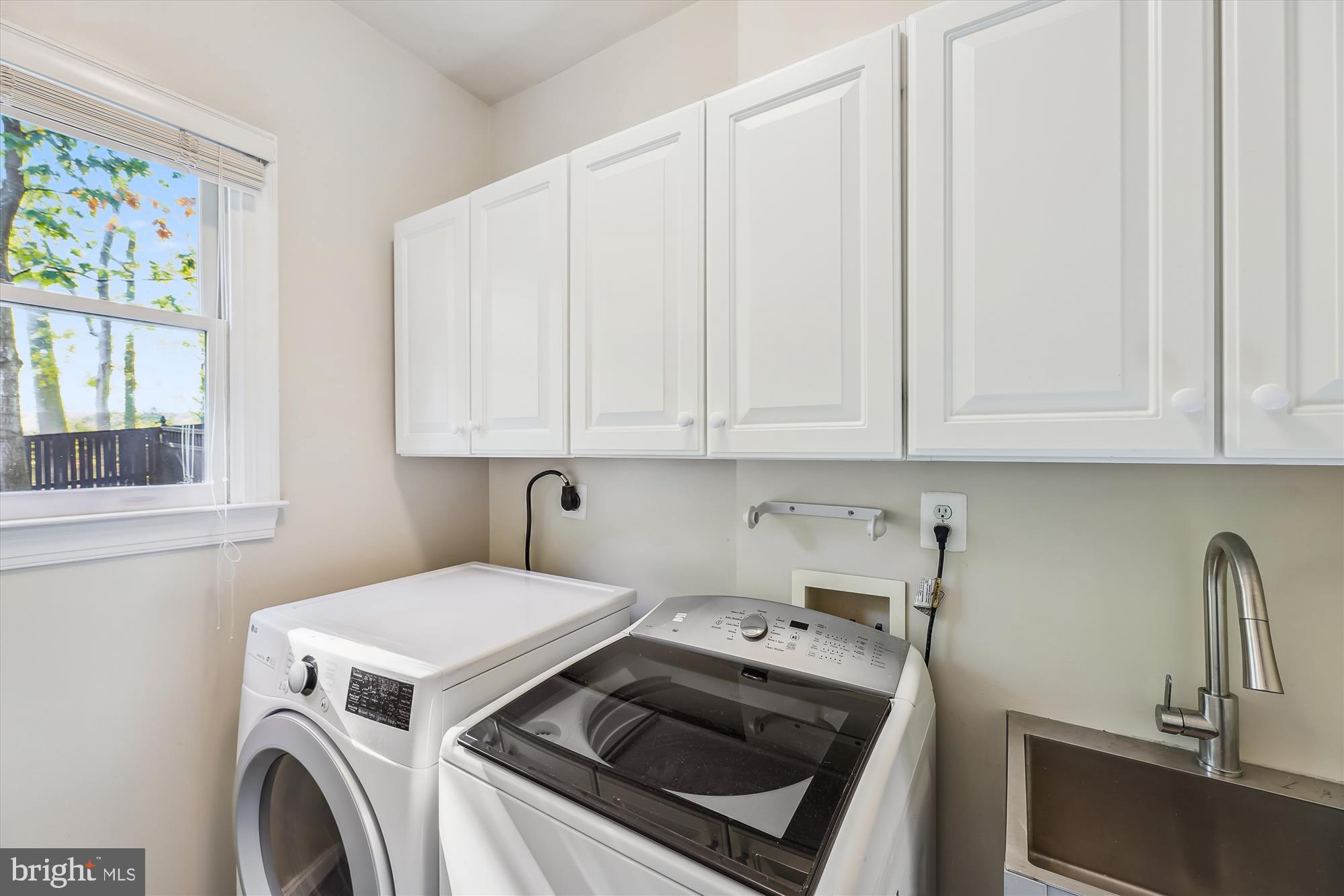 COLLEGE PARK - Residential