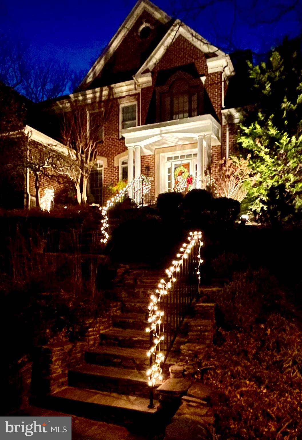 COLLEGE PARK - Residential