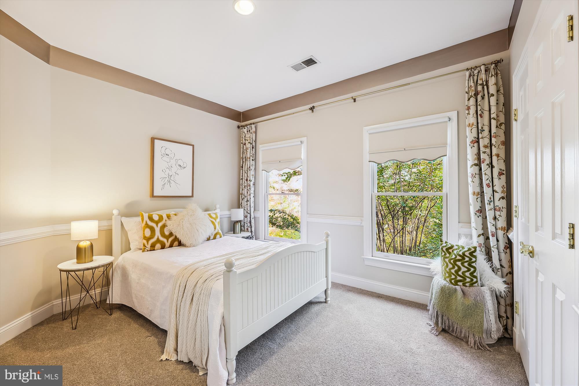 COLLEGE PARK - Residential