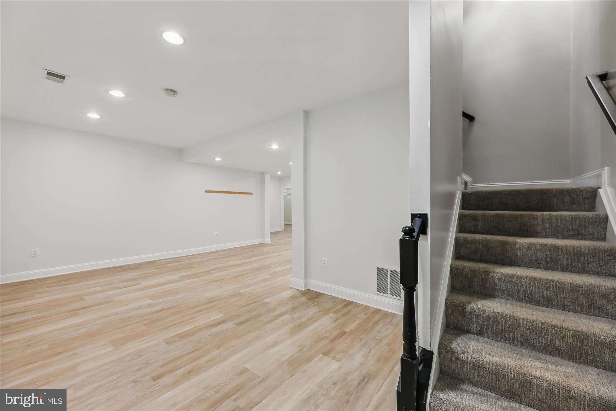 COLLEGE PARK - Residential