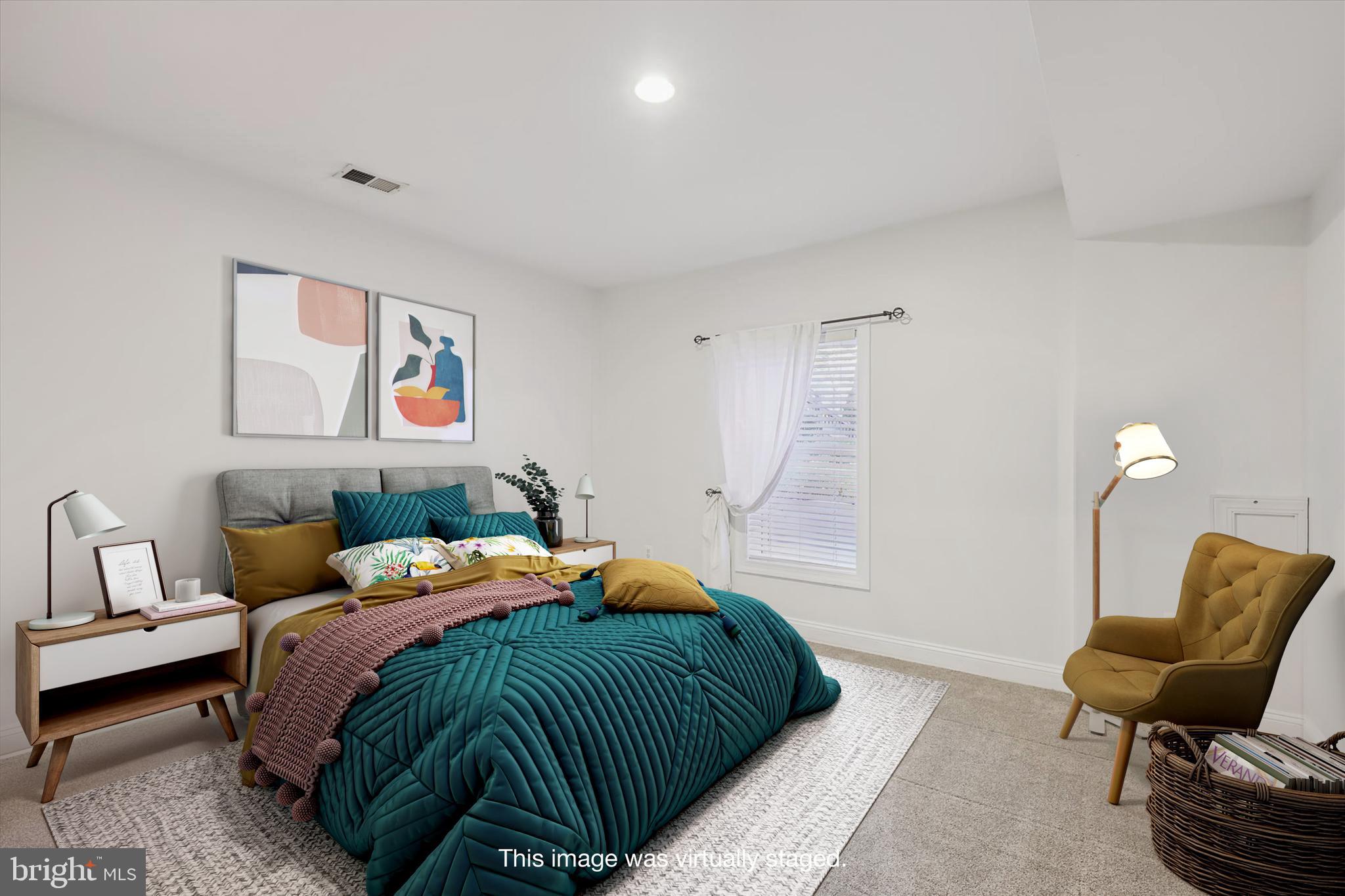 COLLEGE PARK - Residential