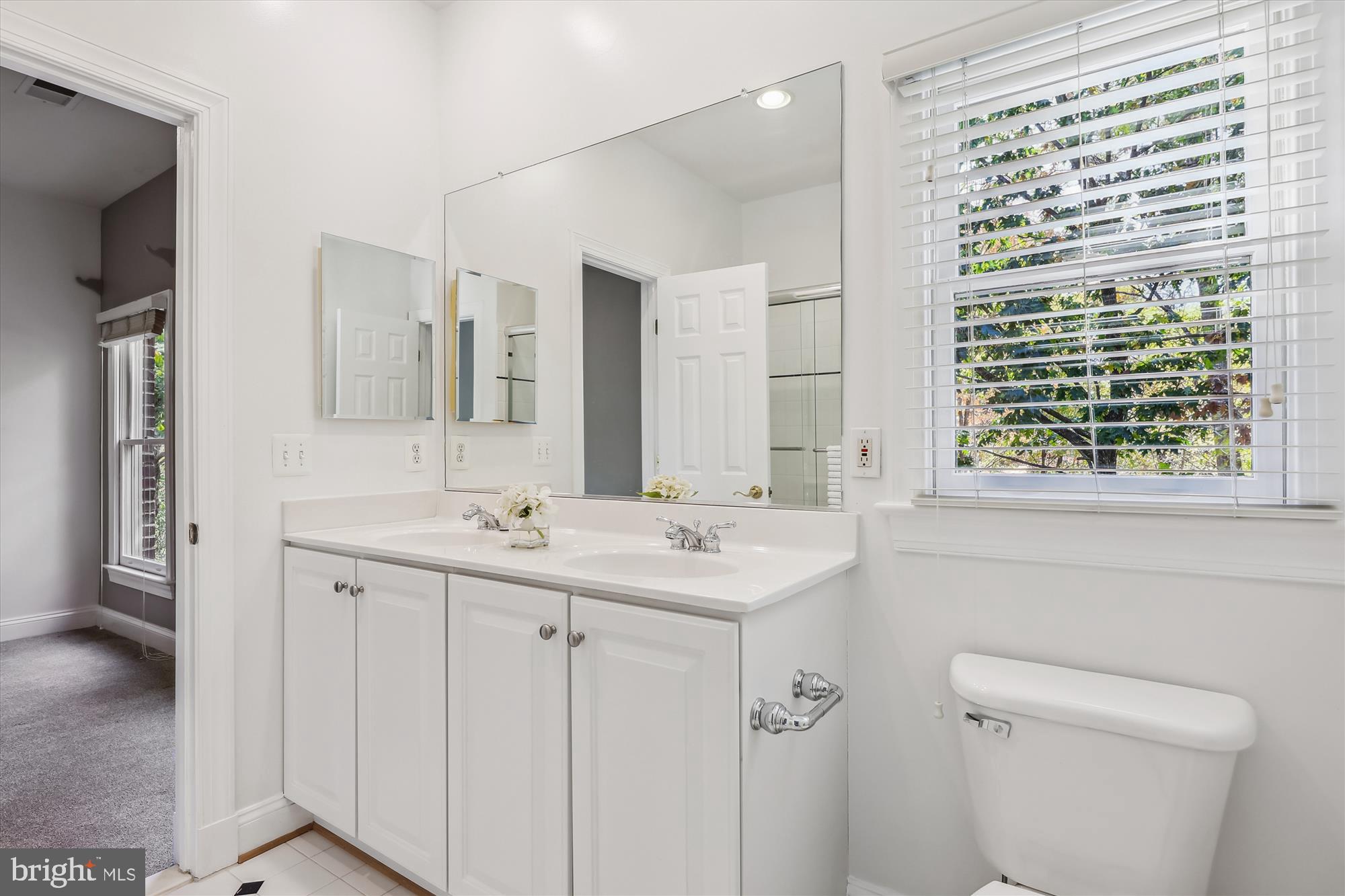 COLLEGE PARK - Residential