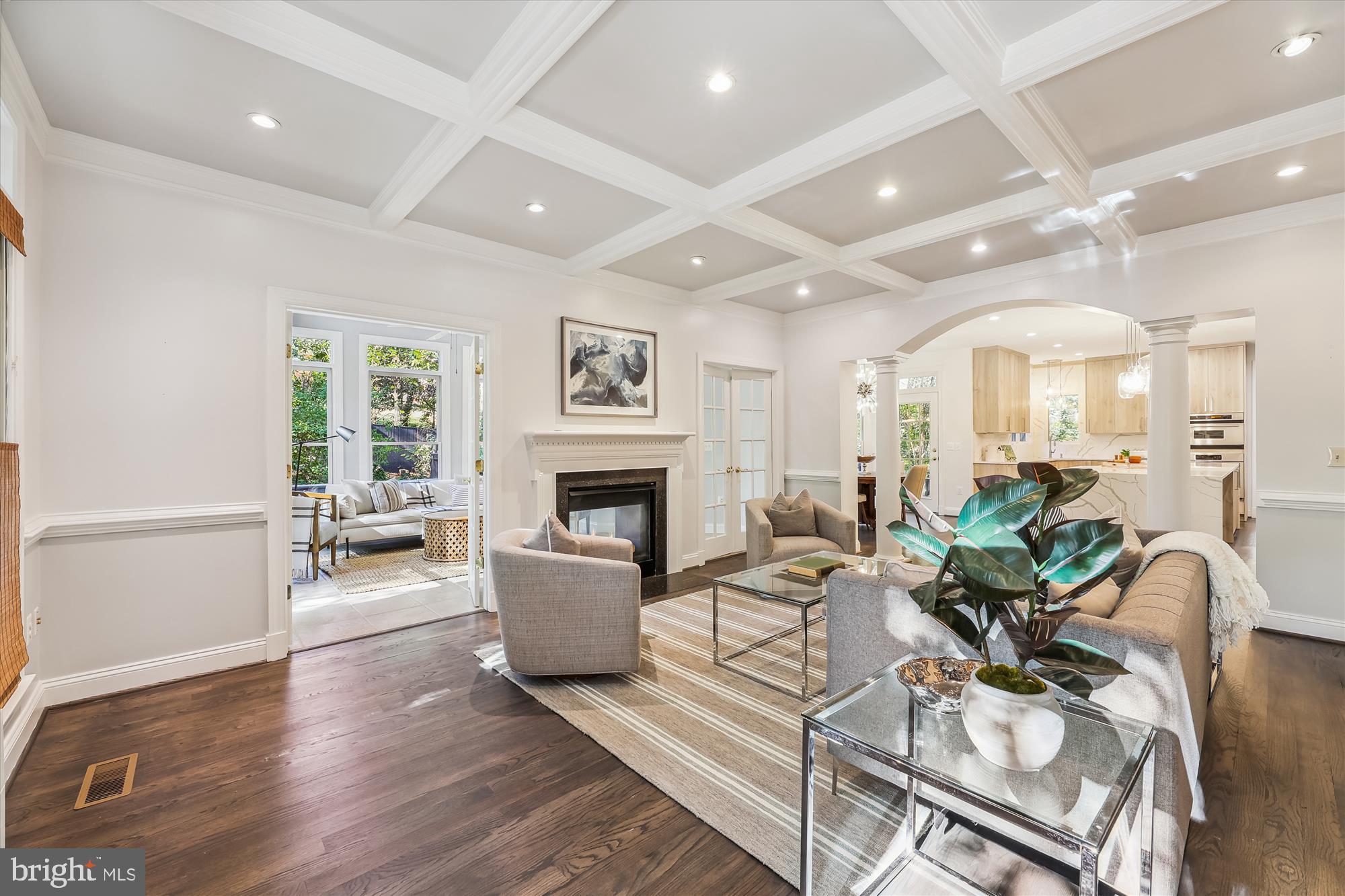 COLLEGE PARK - Residential