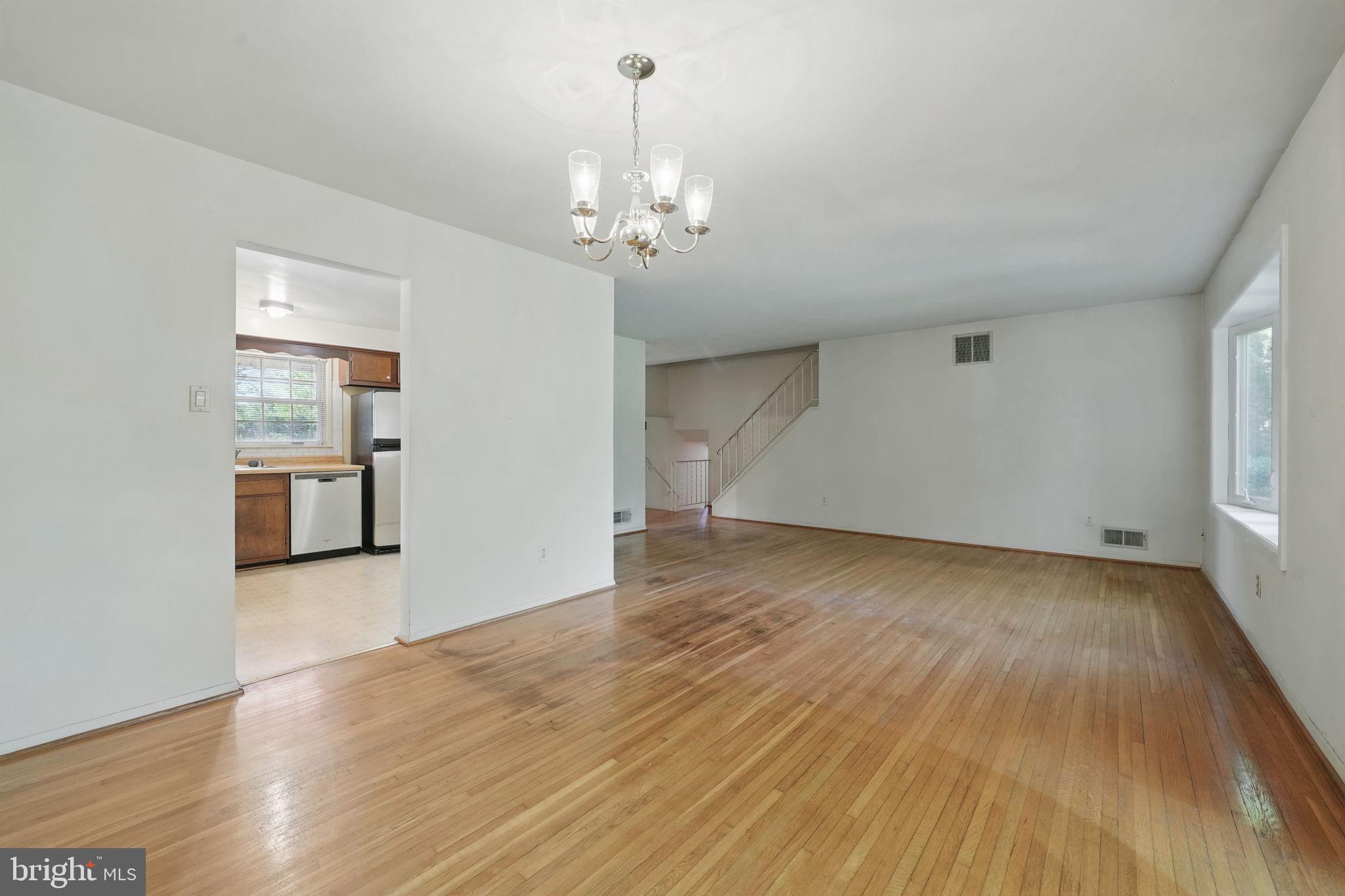 SPRINGBROOK FOREST - Residential