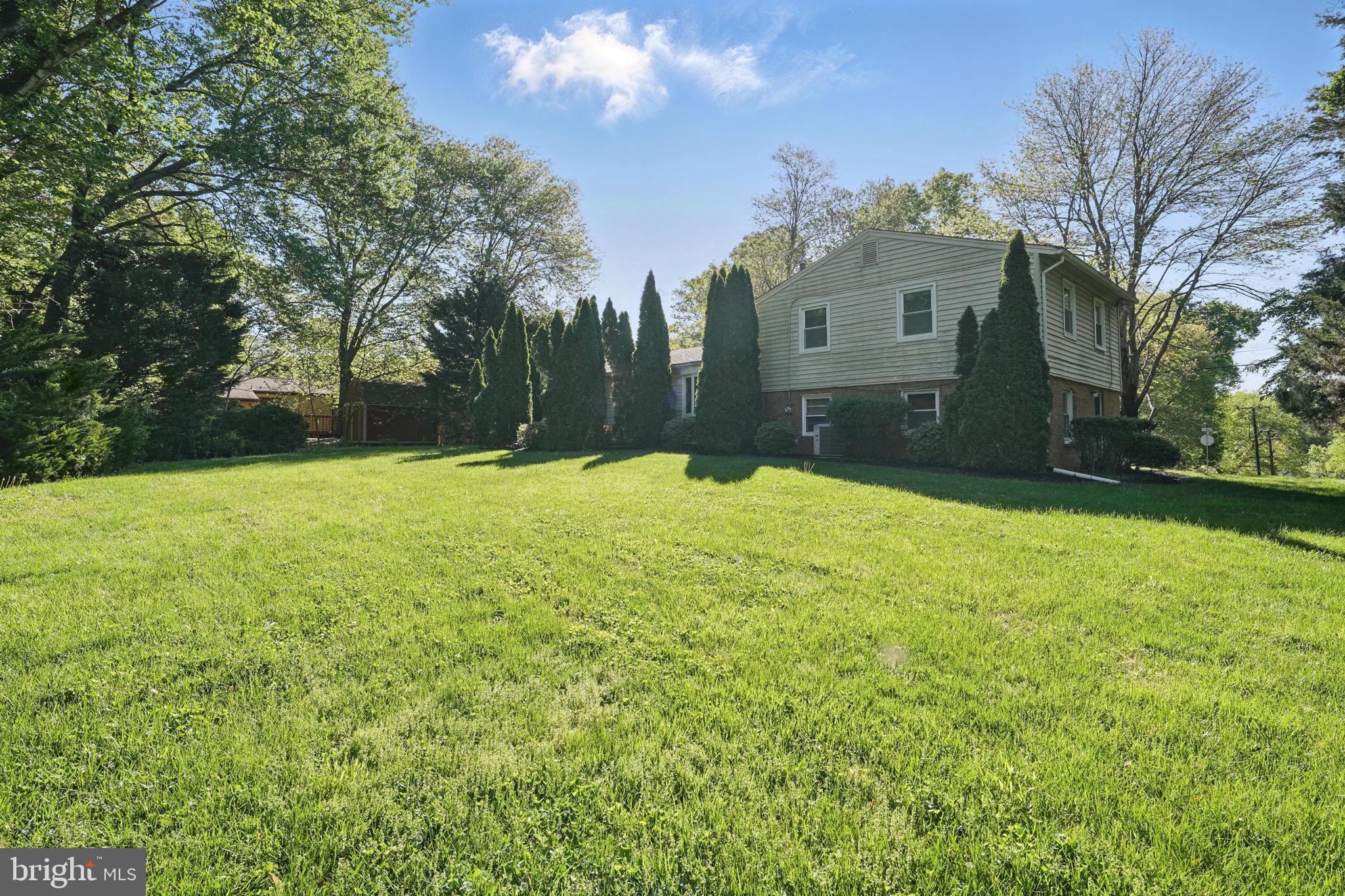 SPRINGBROOK FOREST - Residential