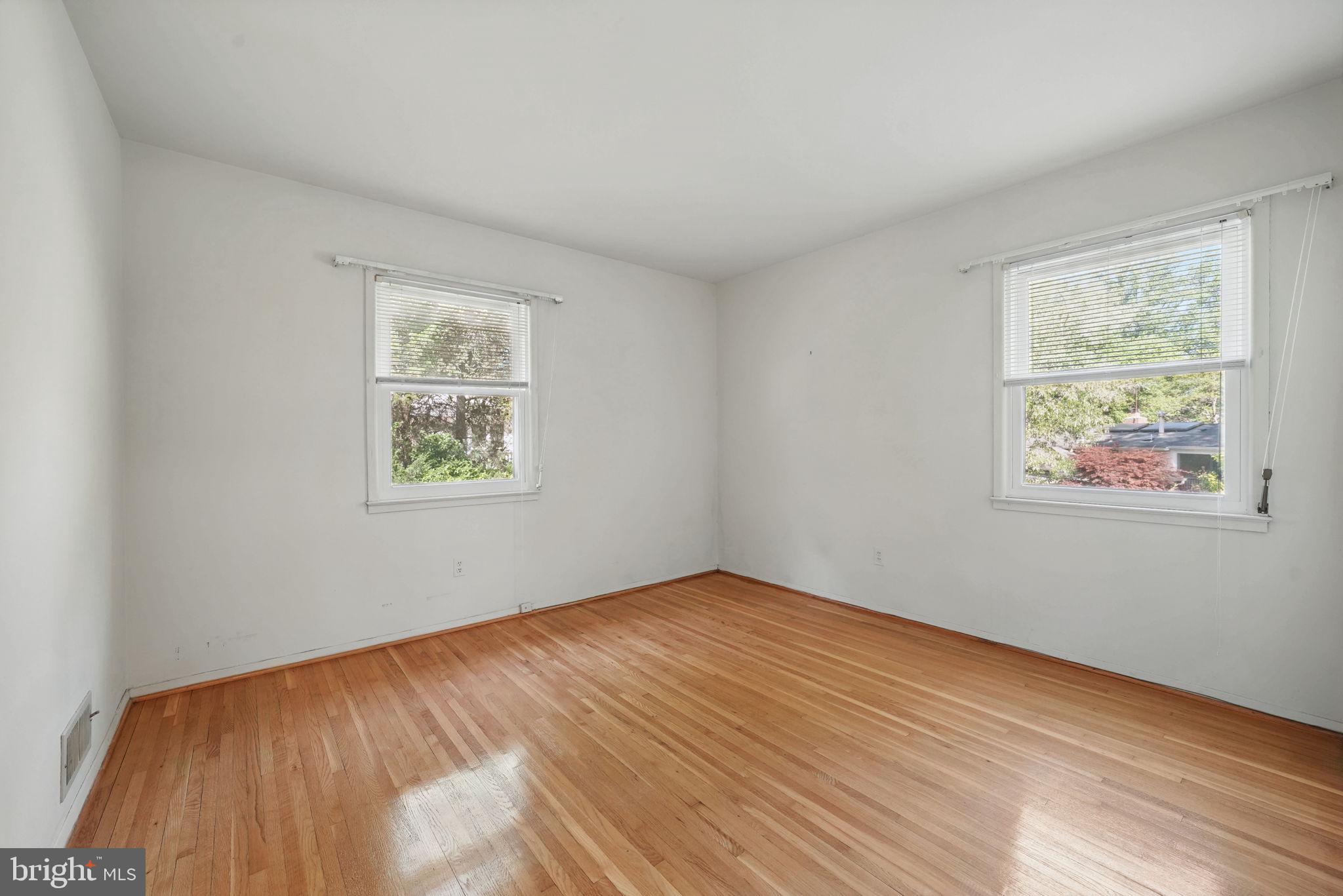 SPRINGBROOK FOREST - Residential