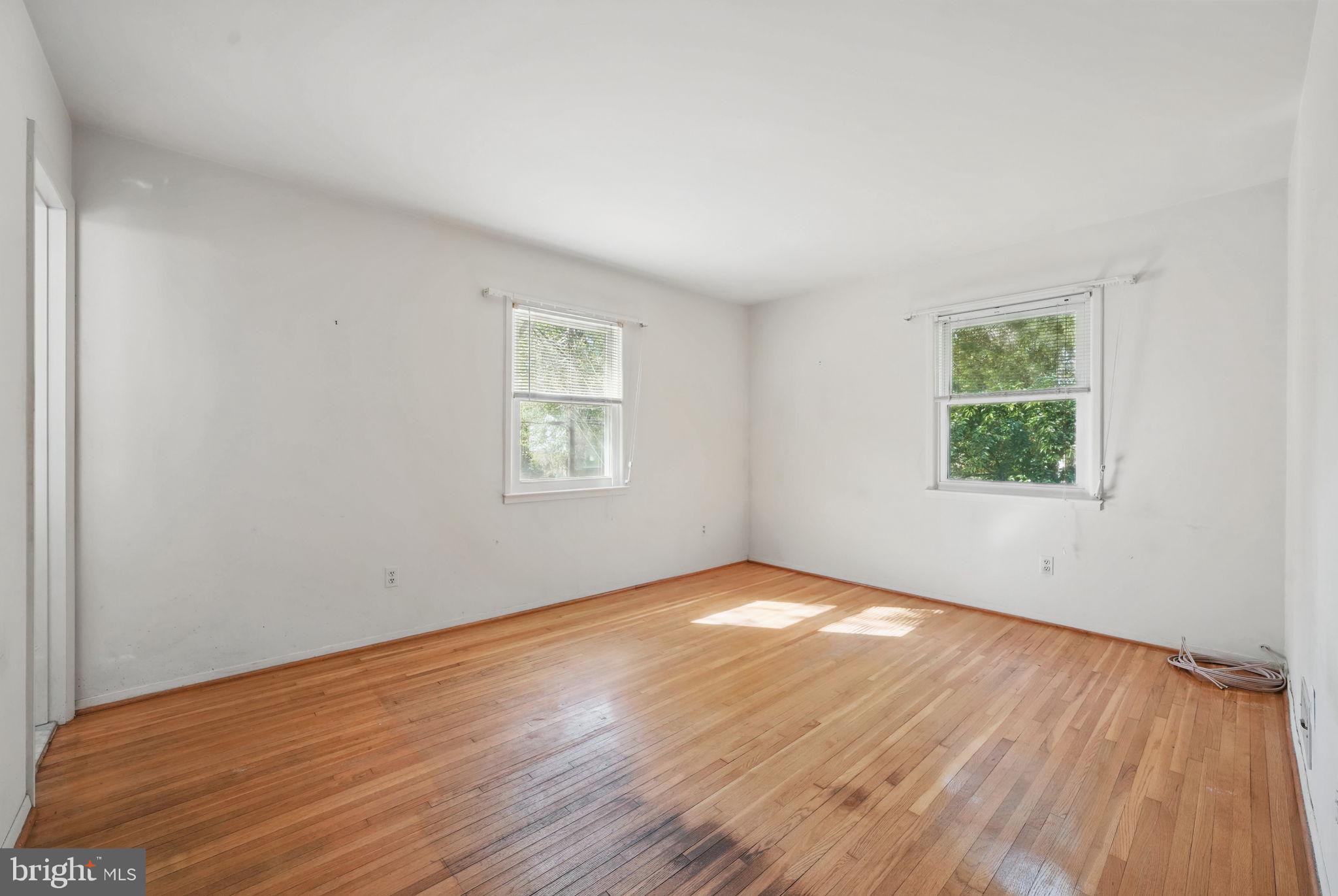 SPRINGBROOK FOREST - Residential