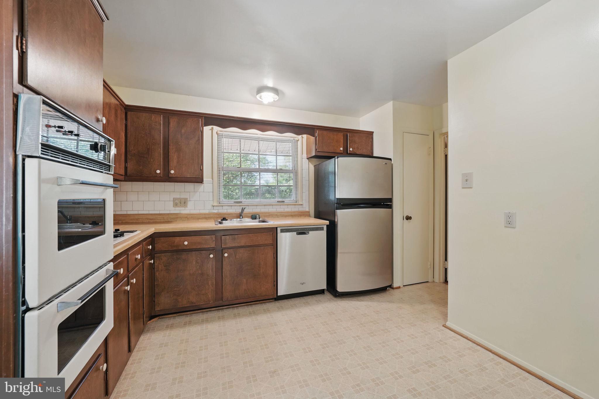 SPRINGBROOK FOREST - Residential