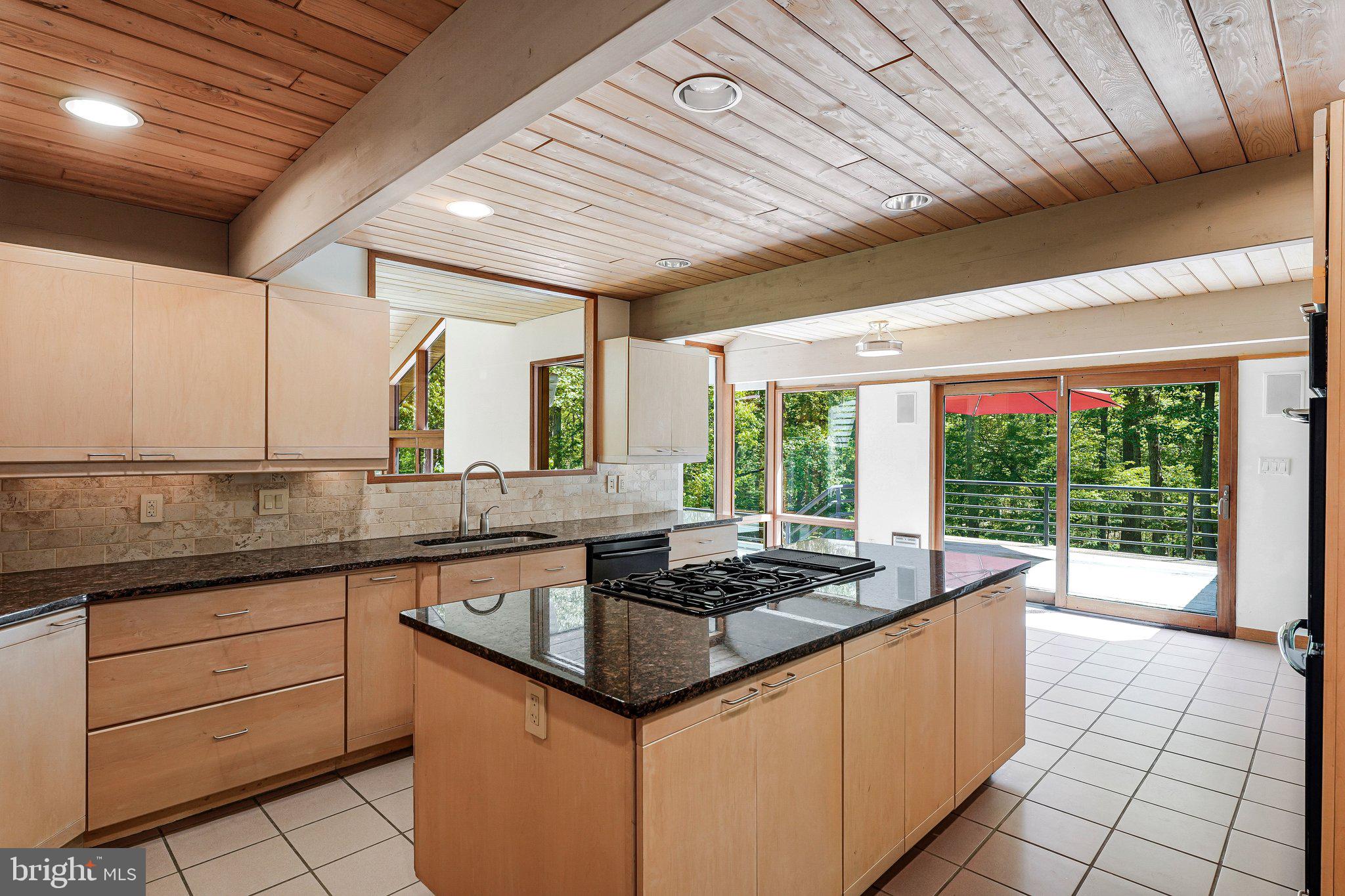 WOODSIDE ESTATES - Land