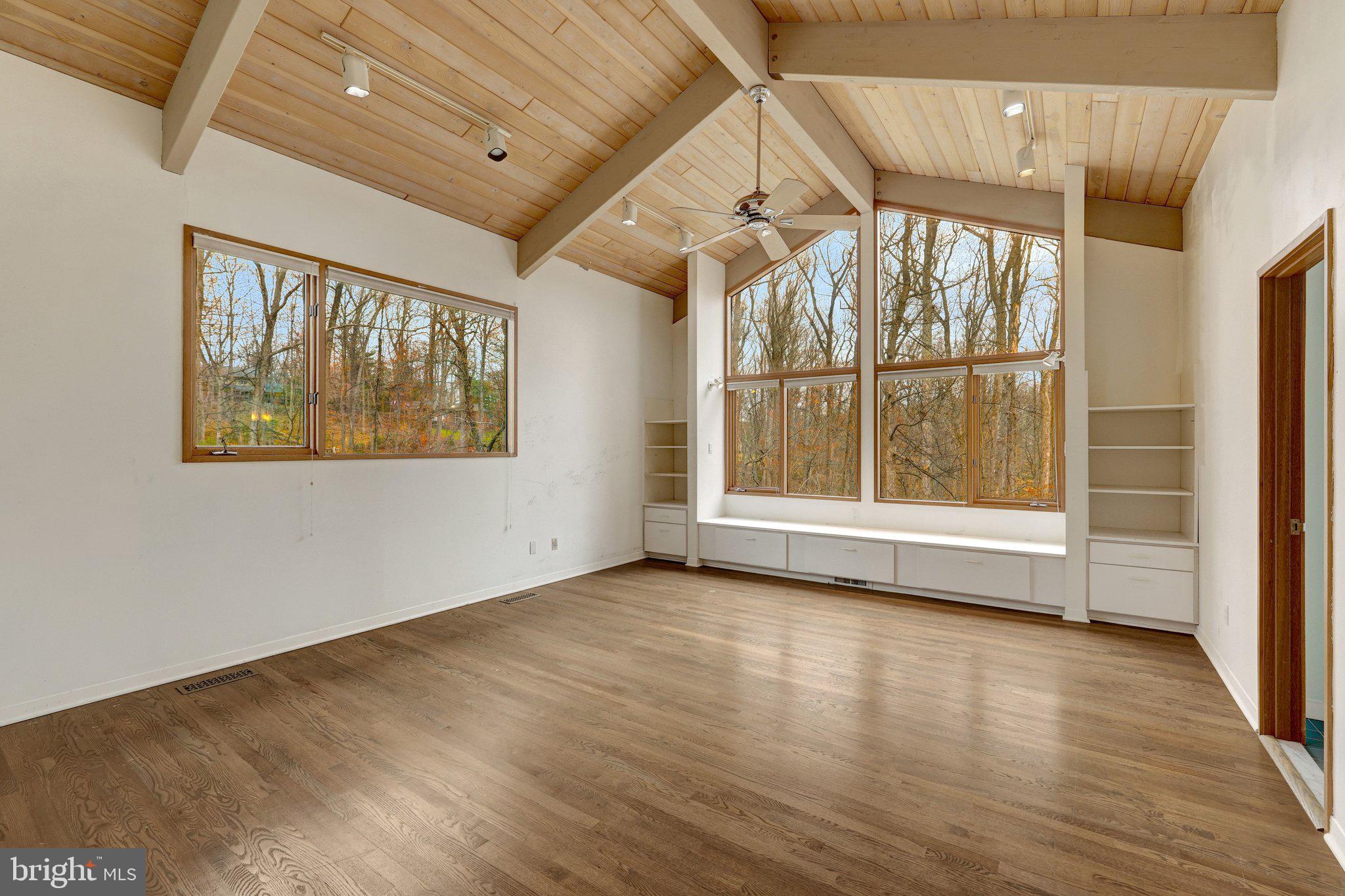 WOODSIDE ESTATES - Land