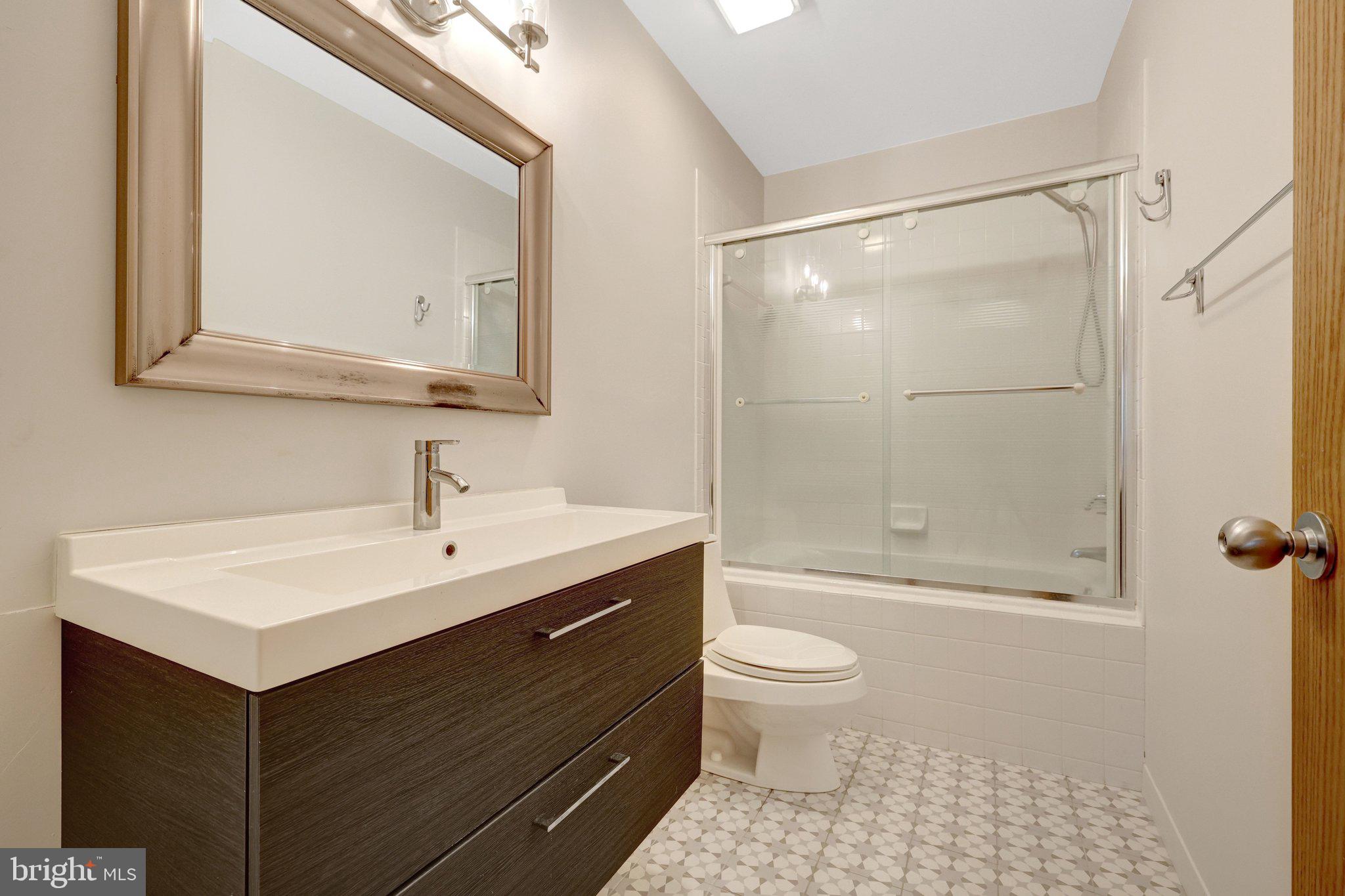 WOODSIDE ESTATES - Land