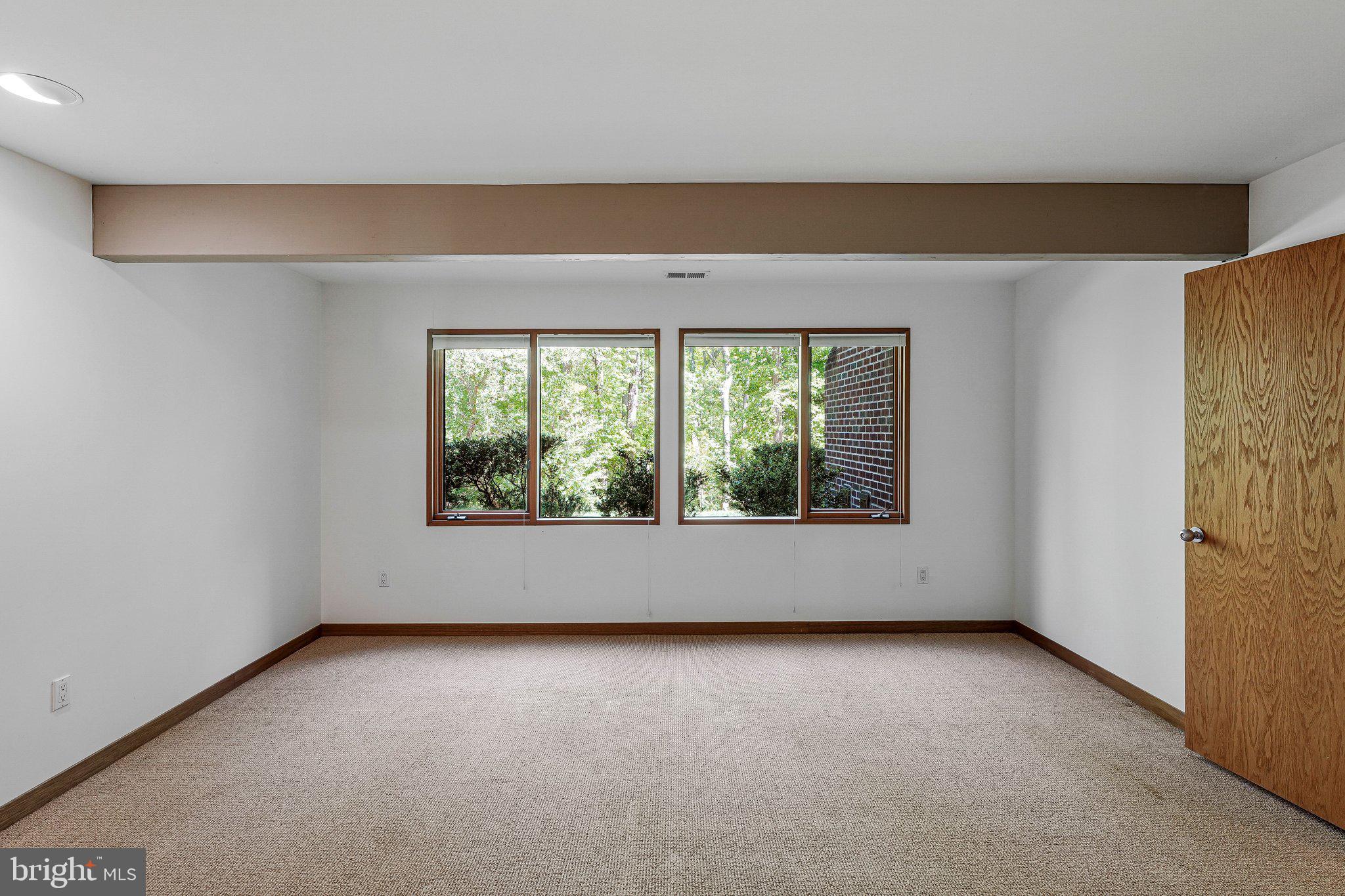 WOODSIDE ESTATES - Land
