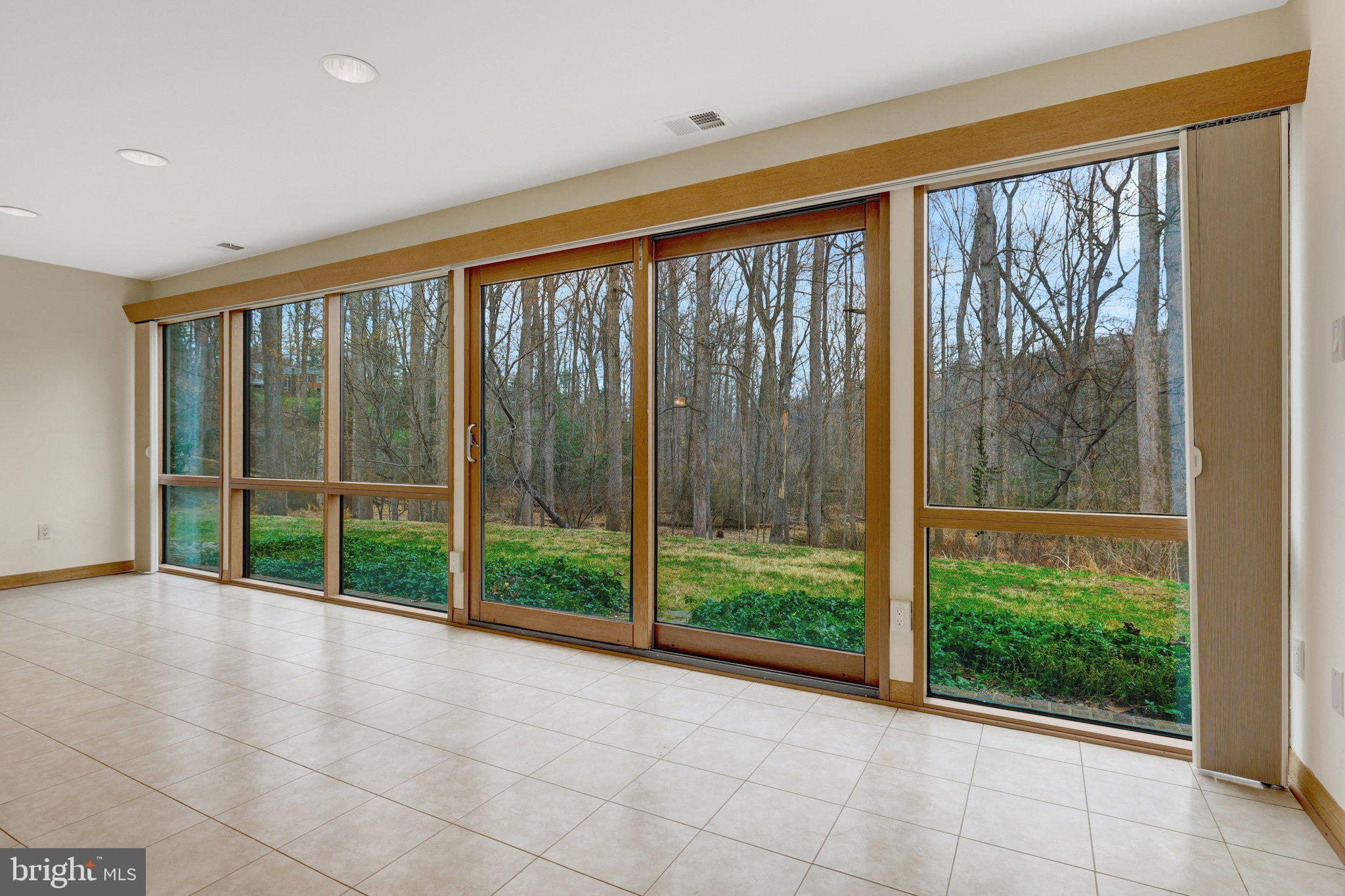 WOODSIDE ESTATES - Land