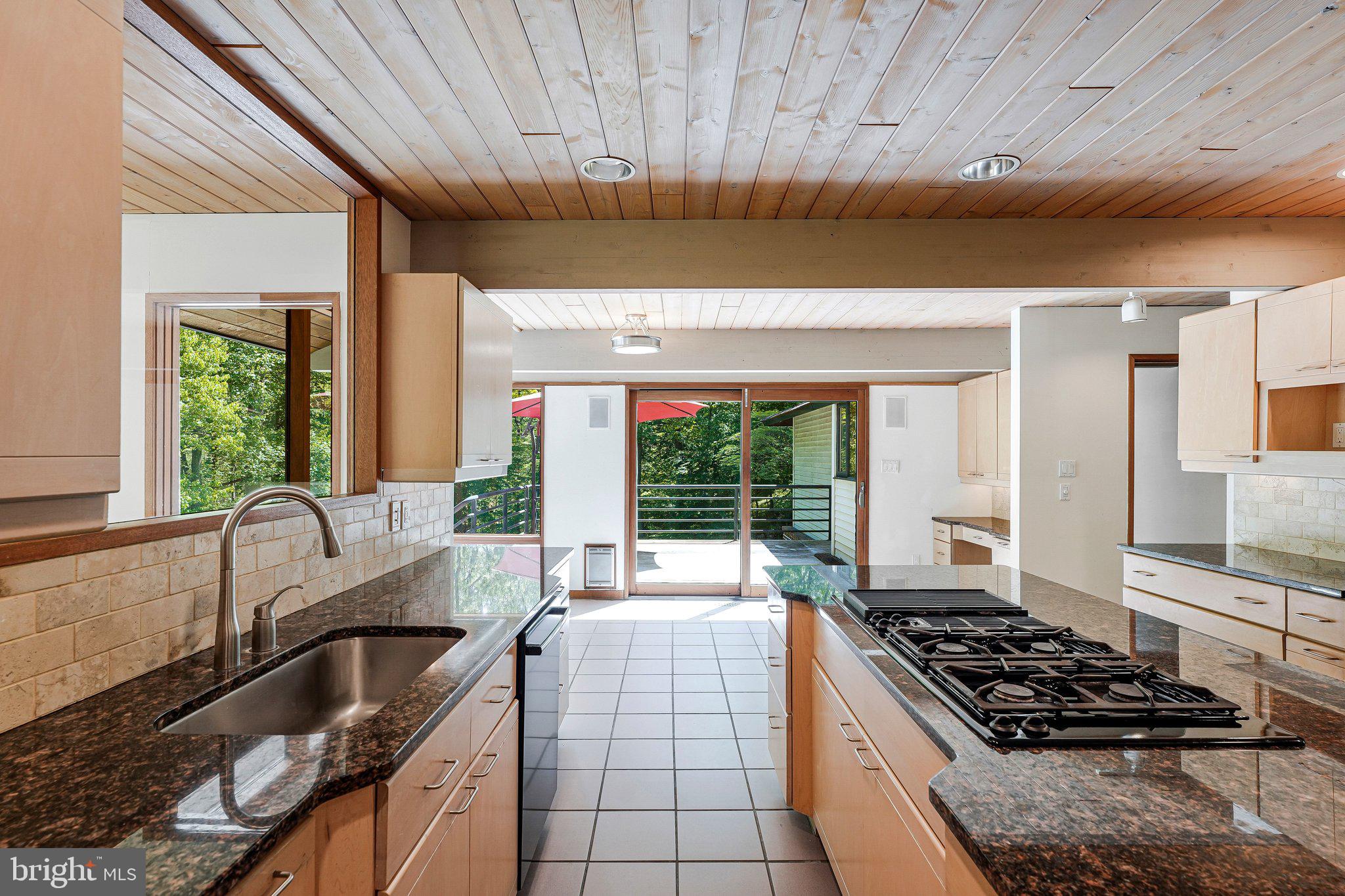 WOODSIDE ESTATES - Land