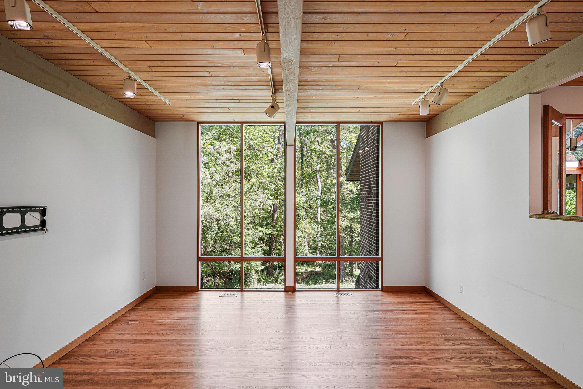 WOODSIDE ESTATES - Land