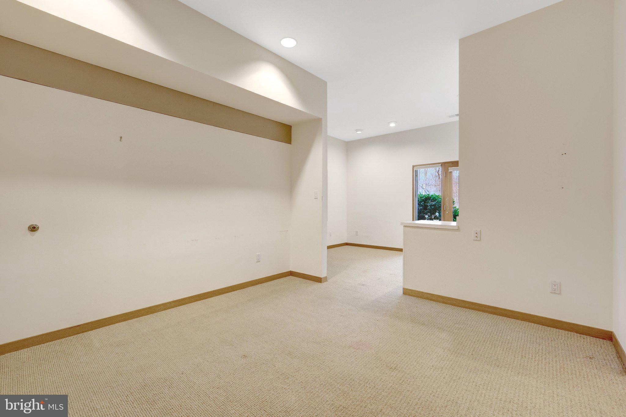 WOODSIDE ESTATES - Land