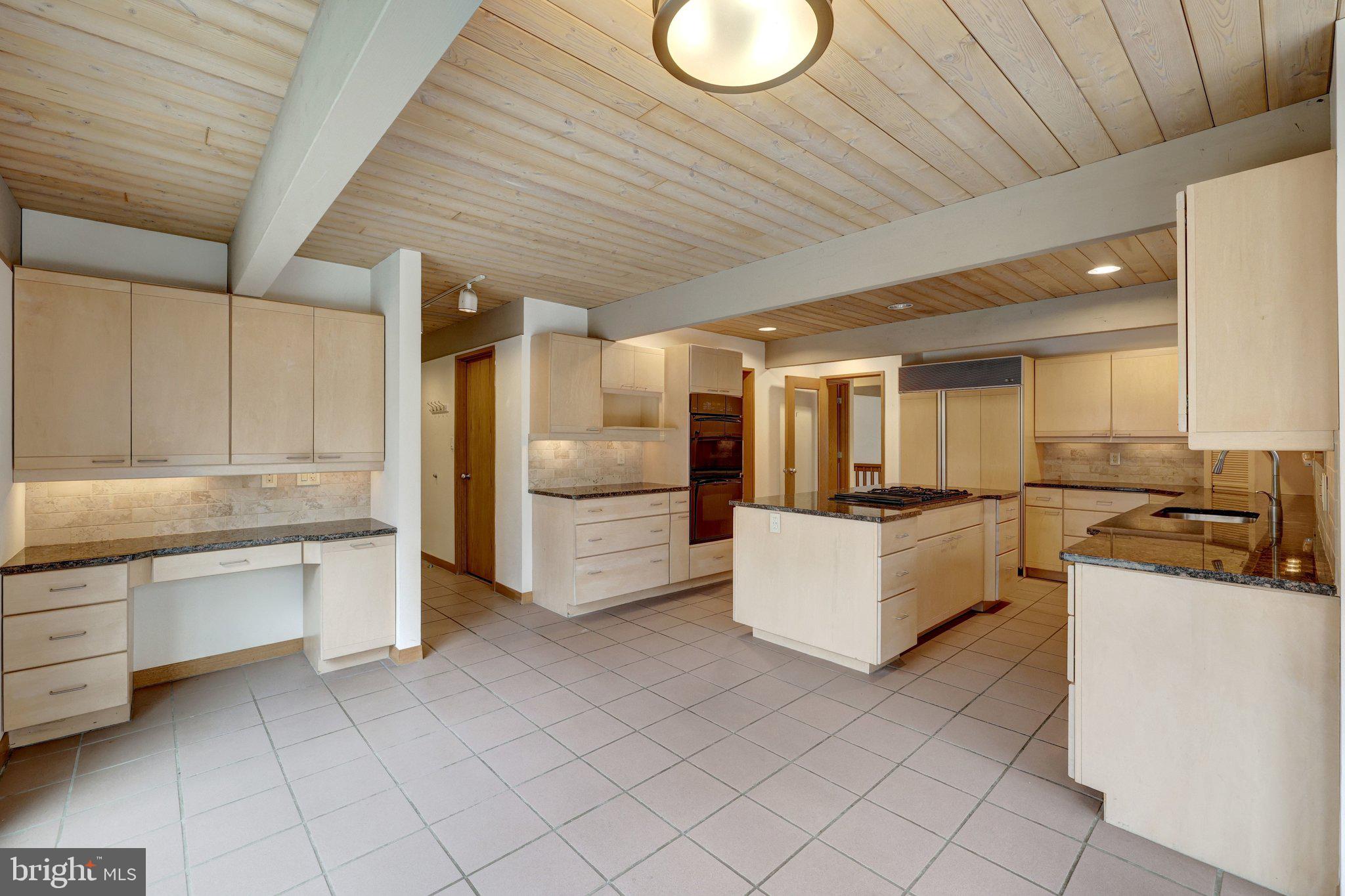 WOODSIDE ESTATES - Land