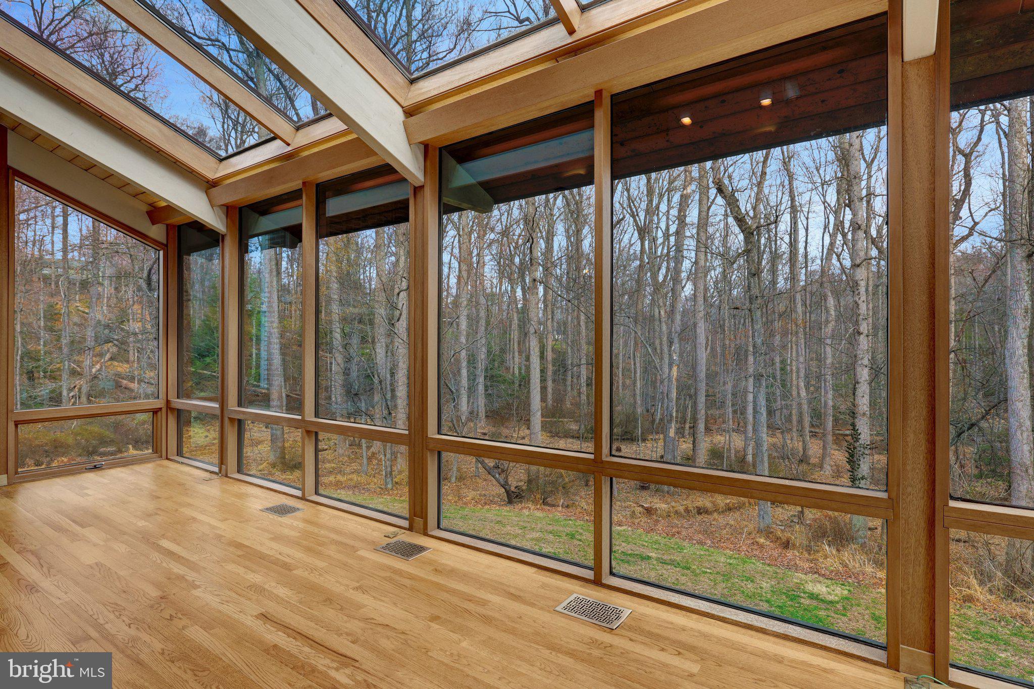 WOODSIDE ESTATES - Land