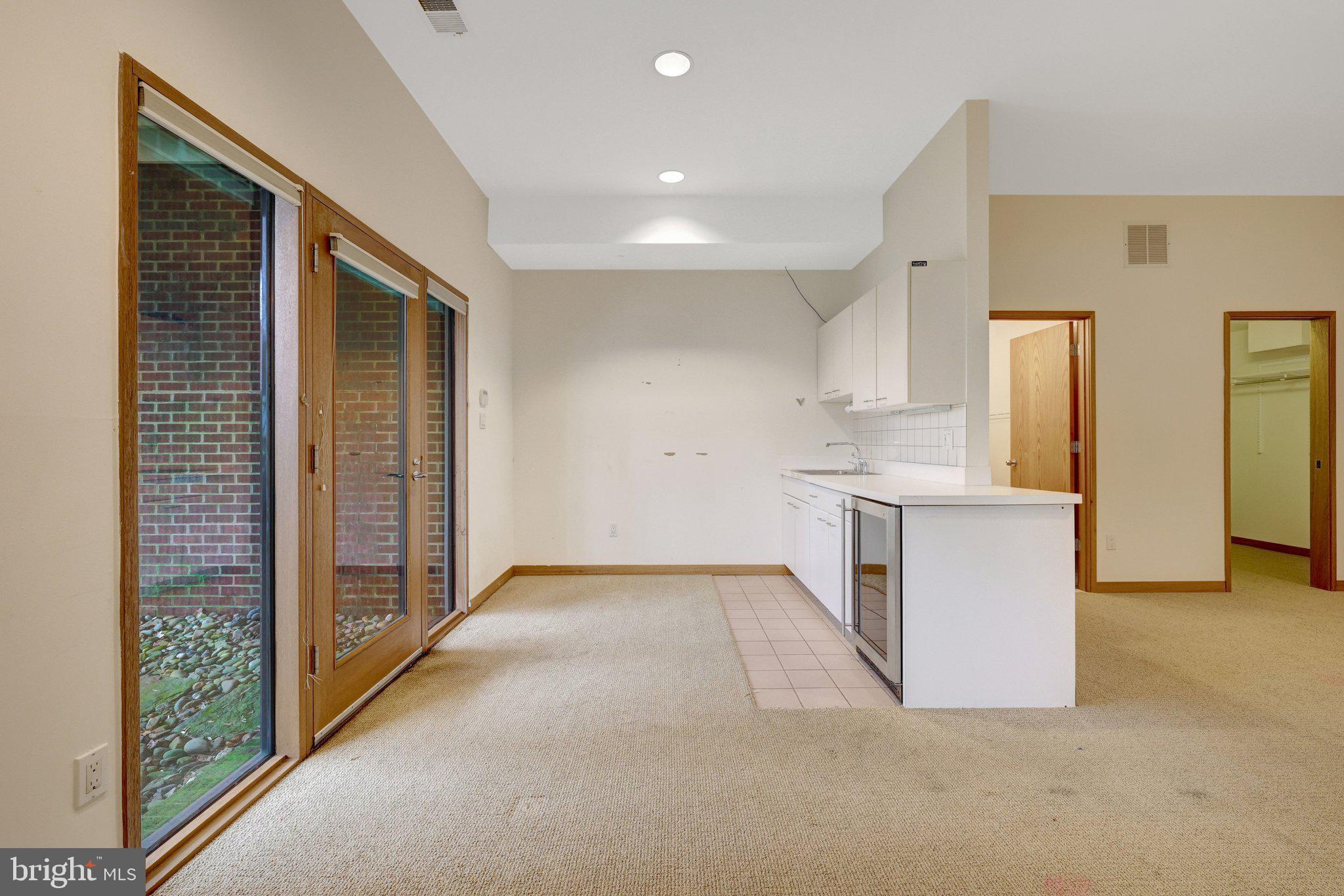 WOODSIDE ESTATES - Land