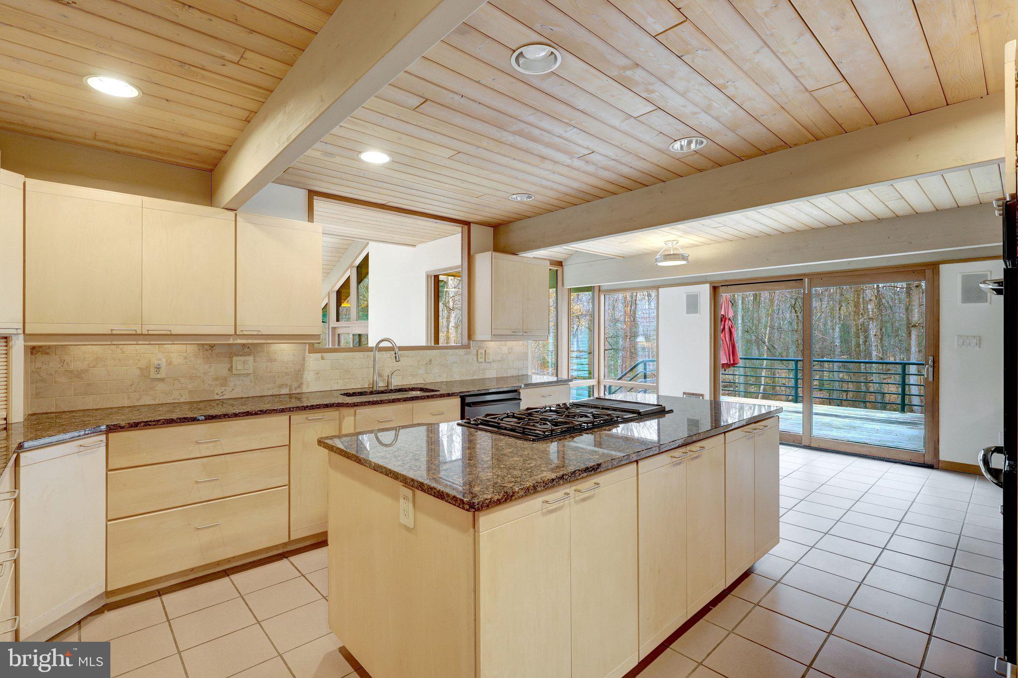 WOODSIDE ESTATES - Land