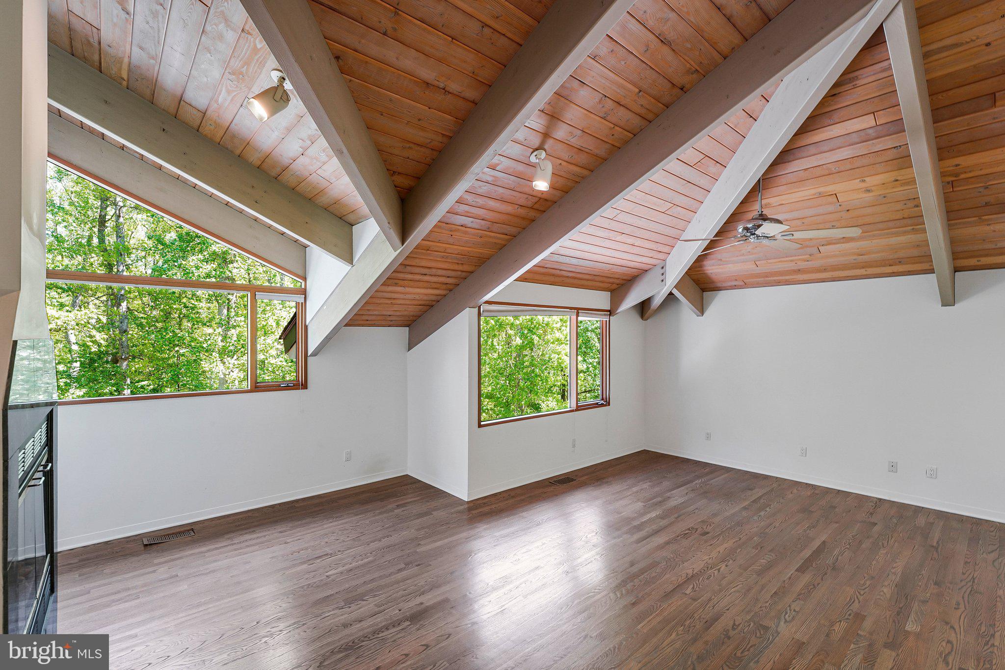 WOODSIDE ESTATES - Land