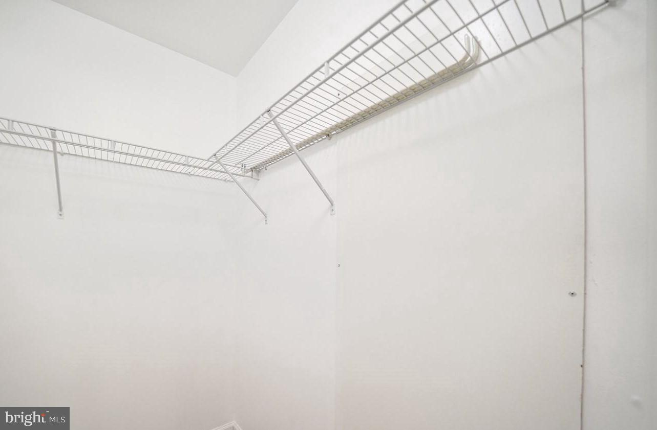 ASTON MILLS - Residential