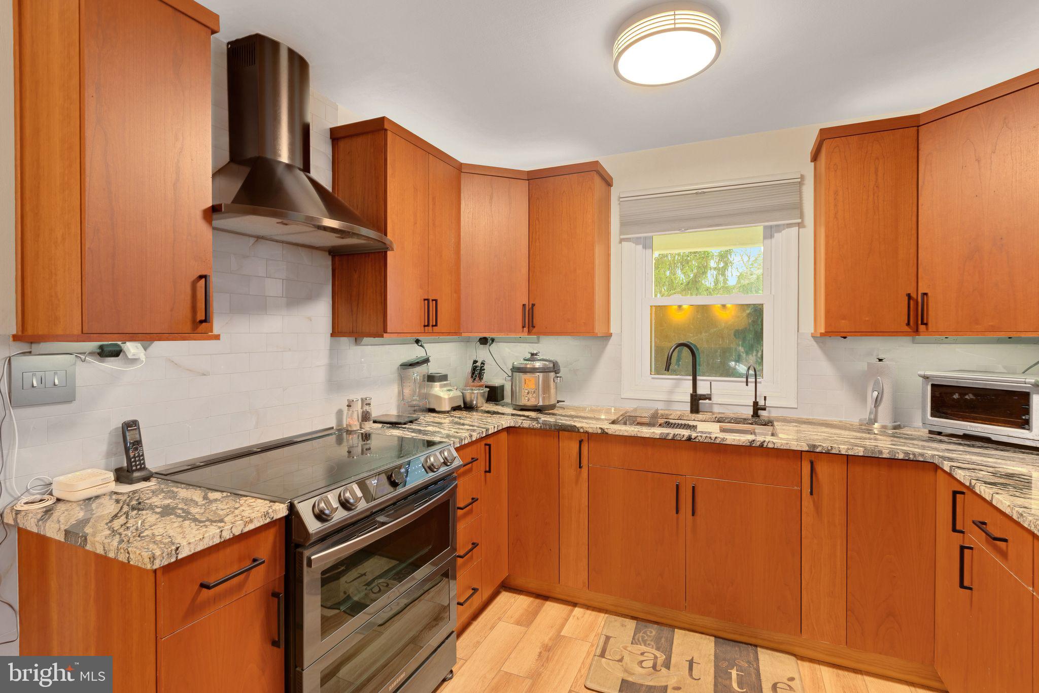 GREEN SPRING VALLEY - Residential