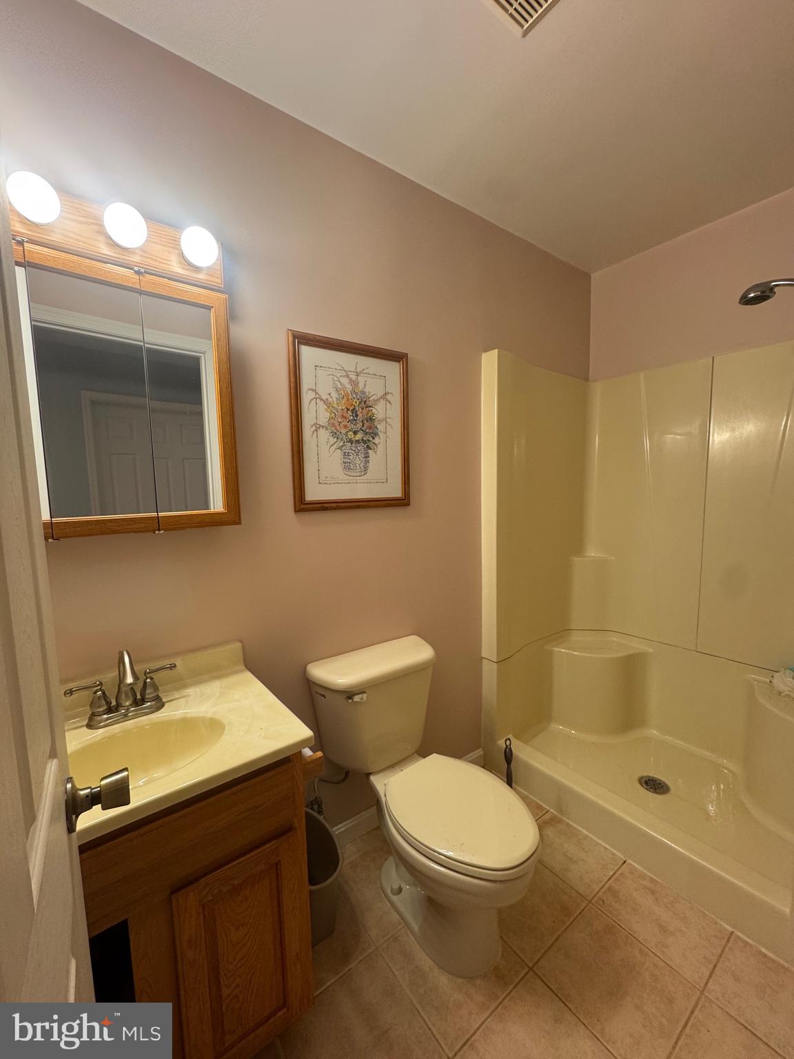 FOX MEADOW AT NOTTINGHAM - Residential