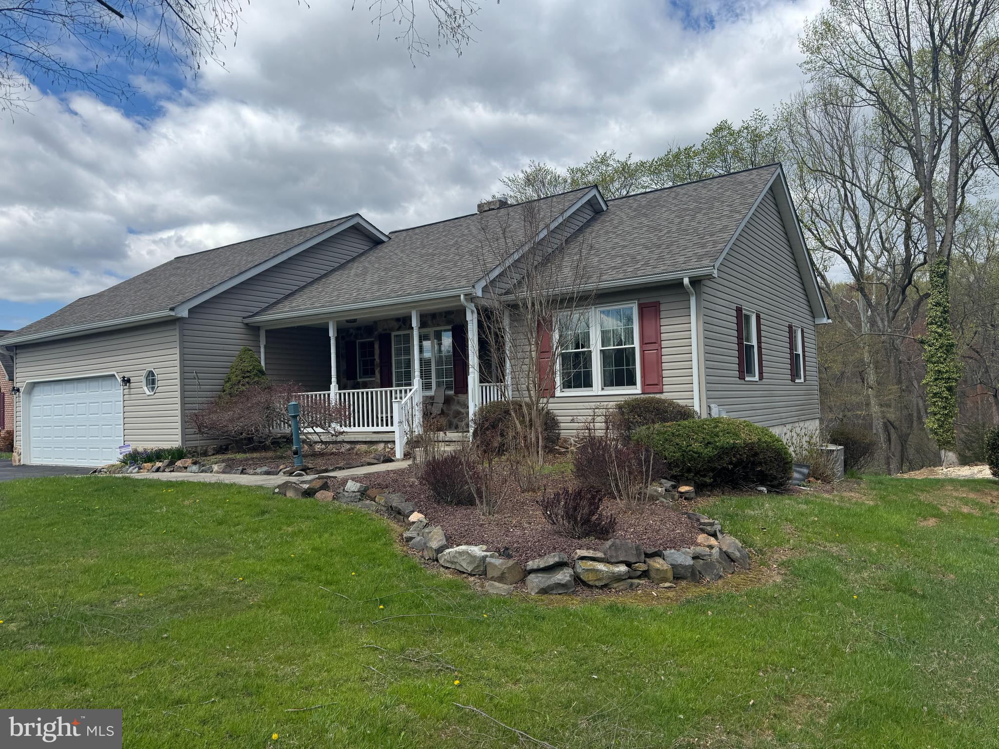 FOX MEADOW AT NOTTINGHAM - Residential