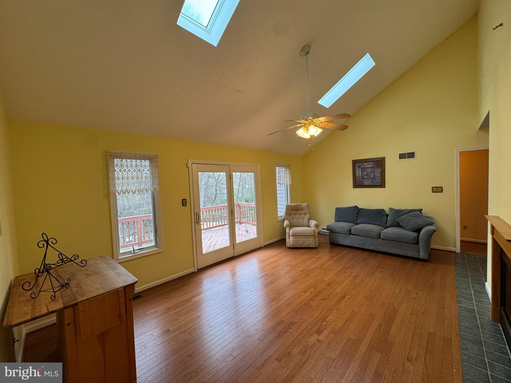 FOX MEADOW AT NOTTINGHAM - Residential