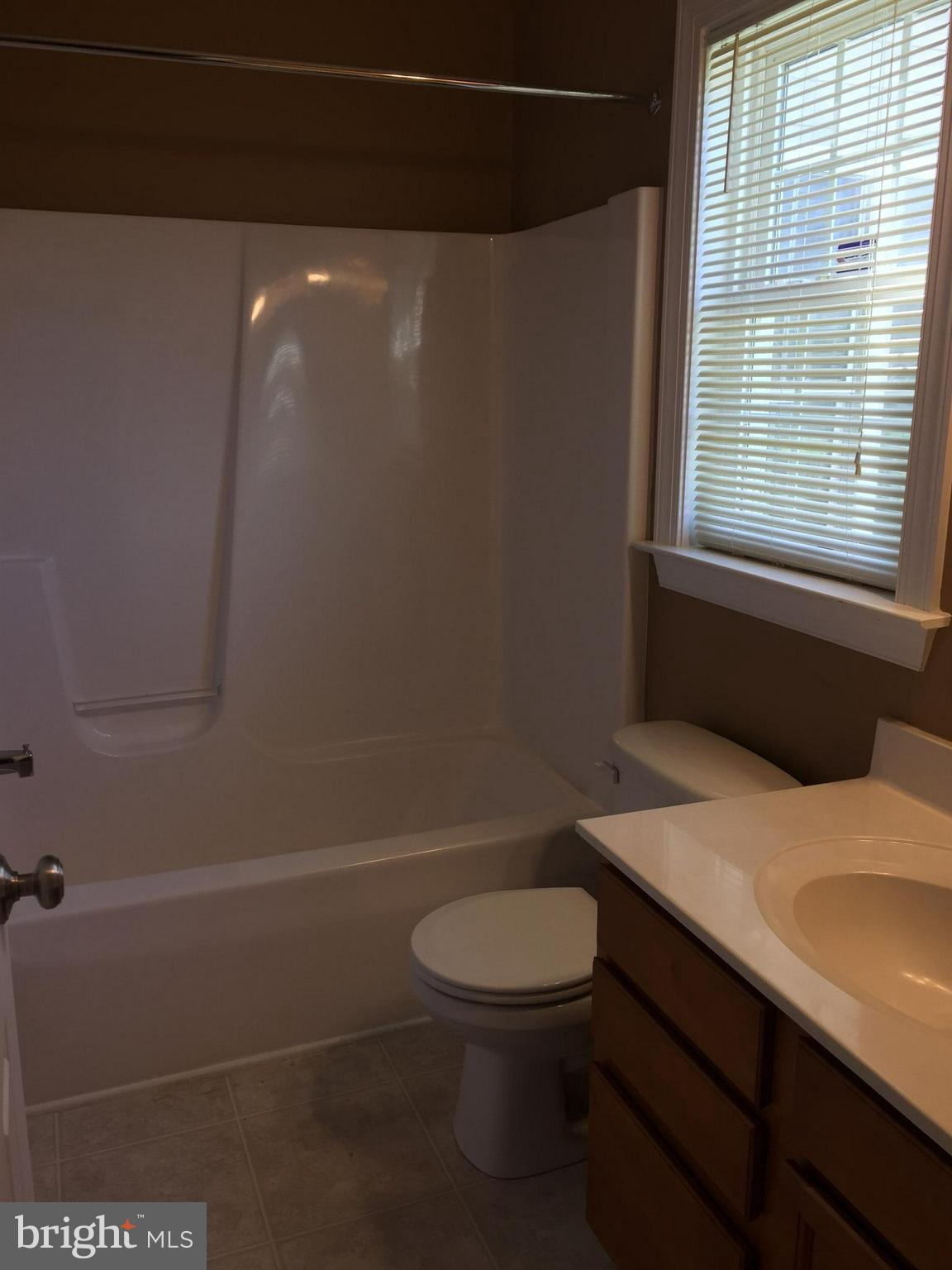 HUNTERS MILL - Residential Lease