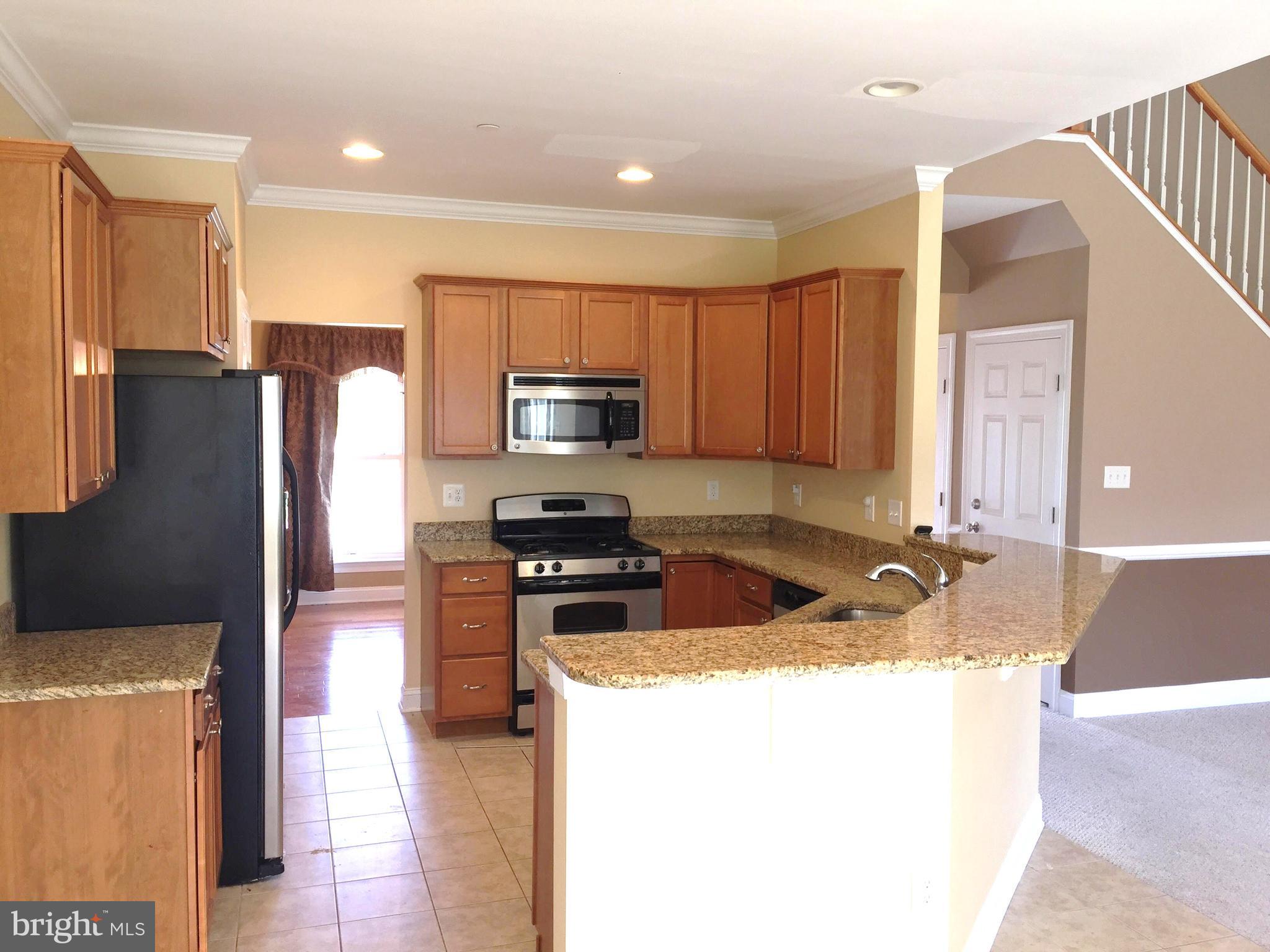 HUNTERS MILL - Residential Lease