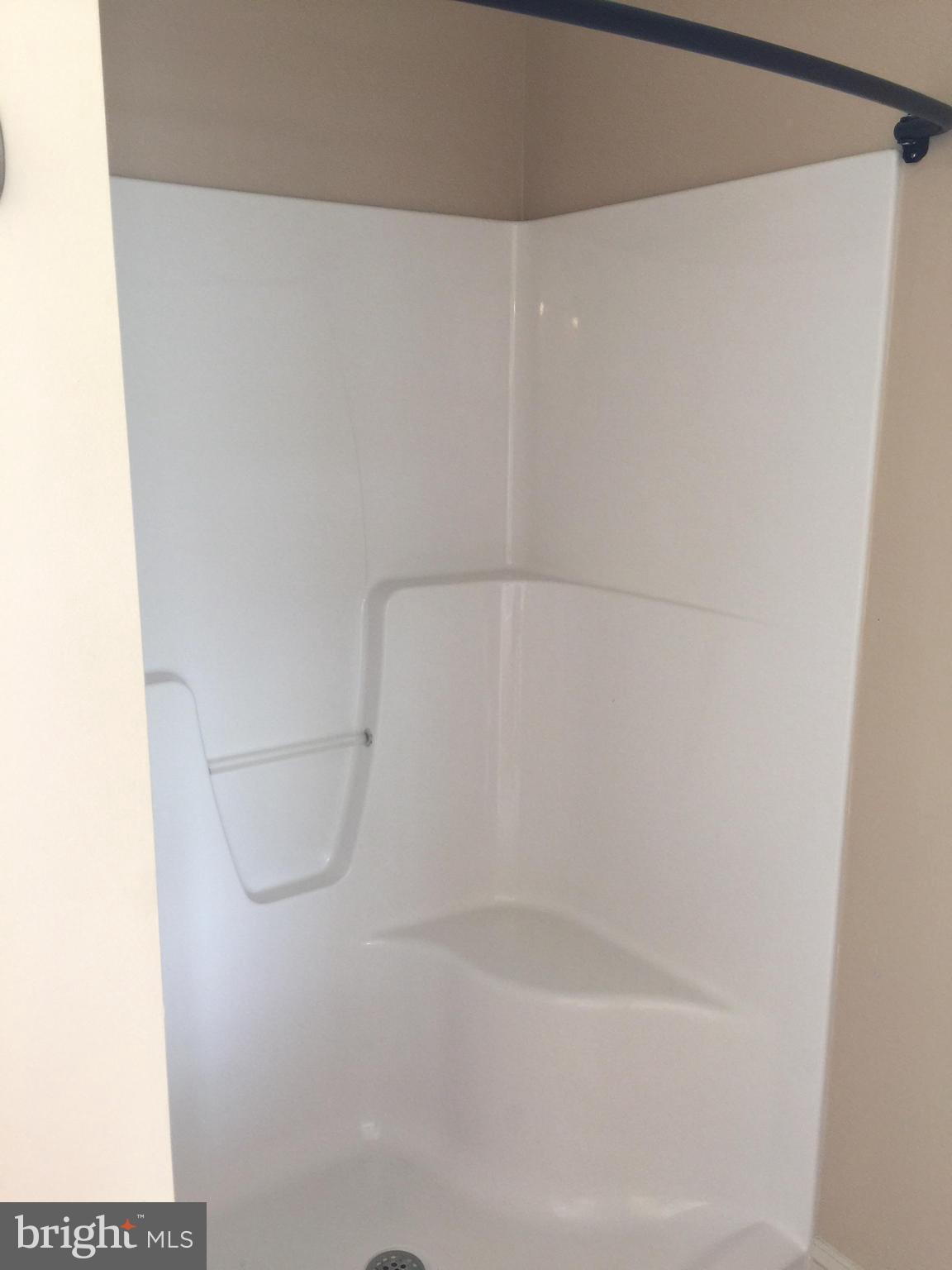 HUNTERS MILL - Residential Lease