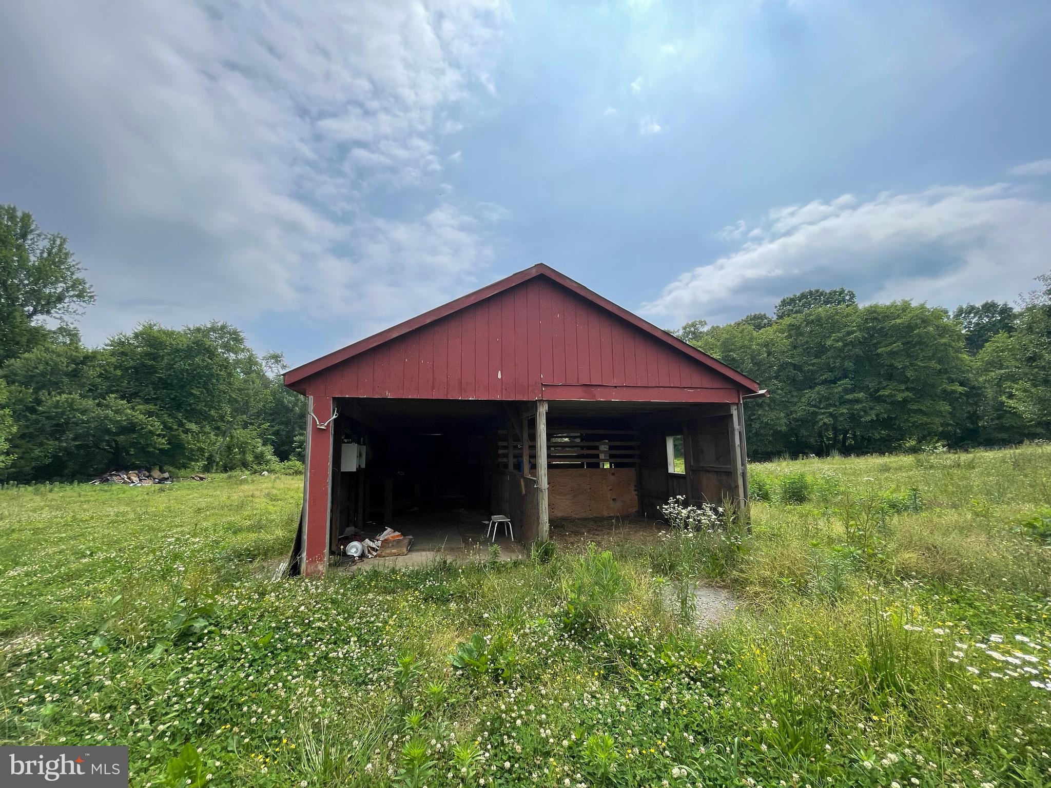 SUMERDUCK FOREST - Residential Lease