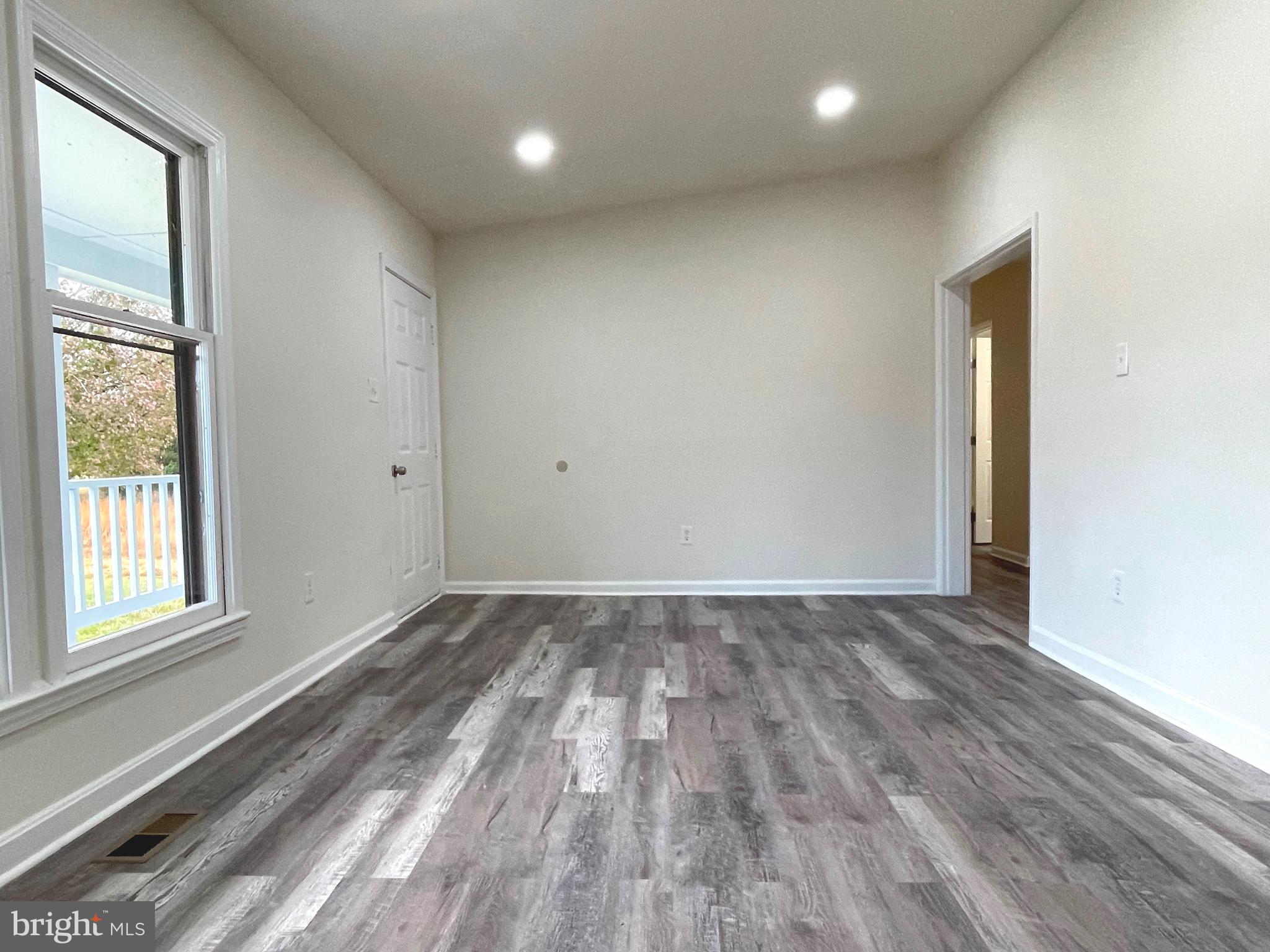 SUMERDUCK FOREST - Residential Lease