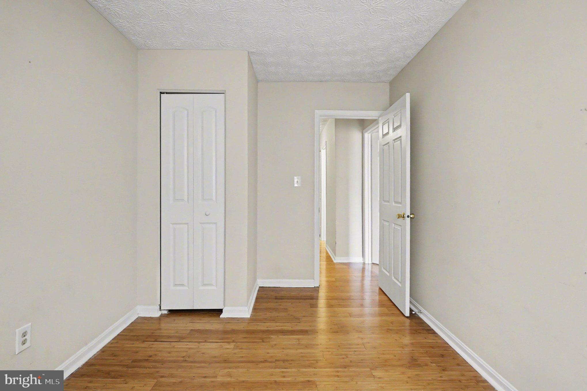 BRIGHT OAKS - Residential